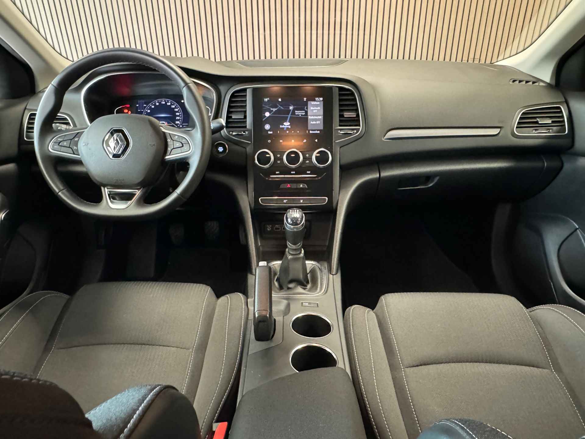 Renault Mégane 1.5 Blue dCi Intens AIRCO CRUISE NAVIGATIE PDC START/STOP AUX USB - 16/35