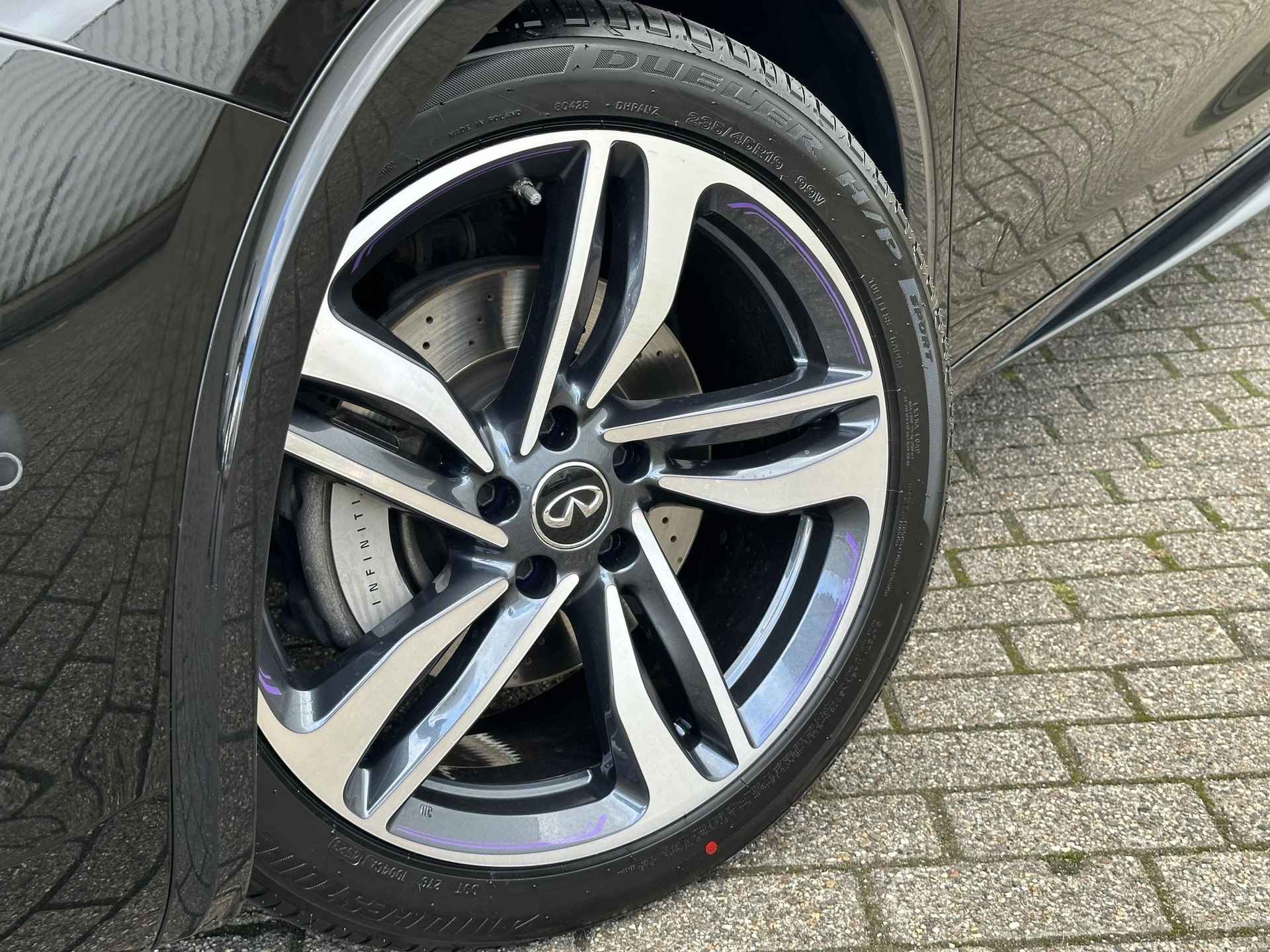 Infiniti Q30 2.0t 211pk Sport AWD !! NIEUWJAARSDEAL !! - 13/57