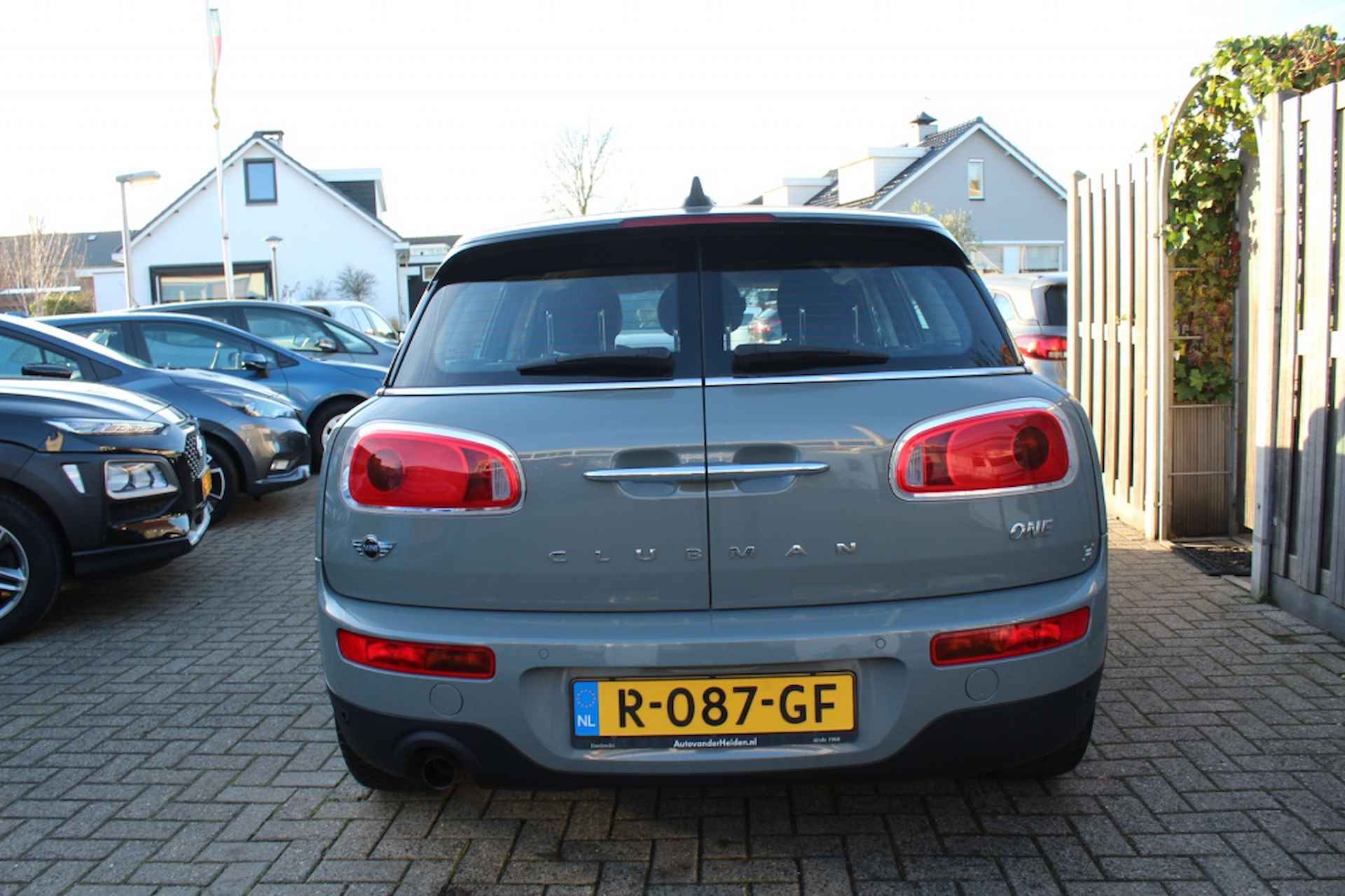 Mini Mini Clubman 1.5 One Pep. Bns Pl. - 8/25