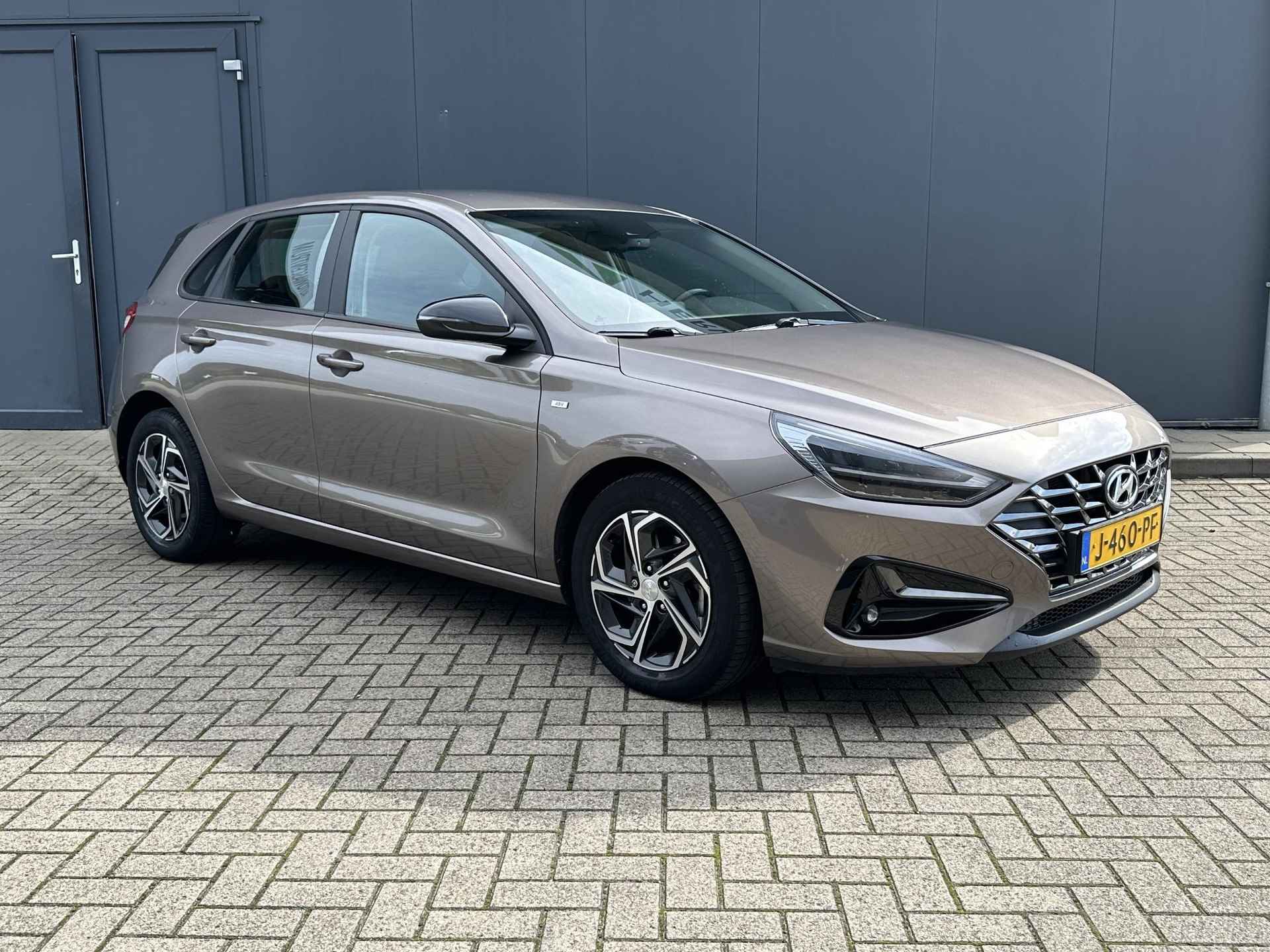 Hyundai i30 1.0 T-GDi MHEV Comfort Smart / Trekhaak / Navigatie / Camera / Cruise Control / Bluetooth / Keyless Entry&Go / Android&Apple Carplay - 17/35