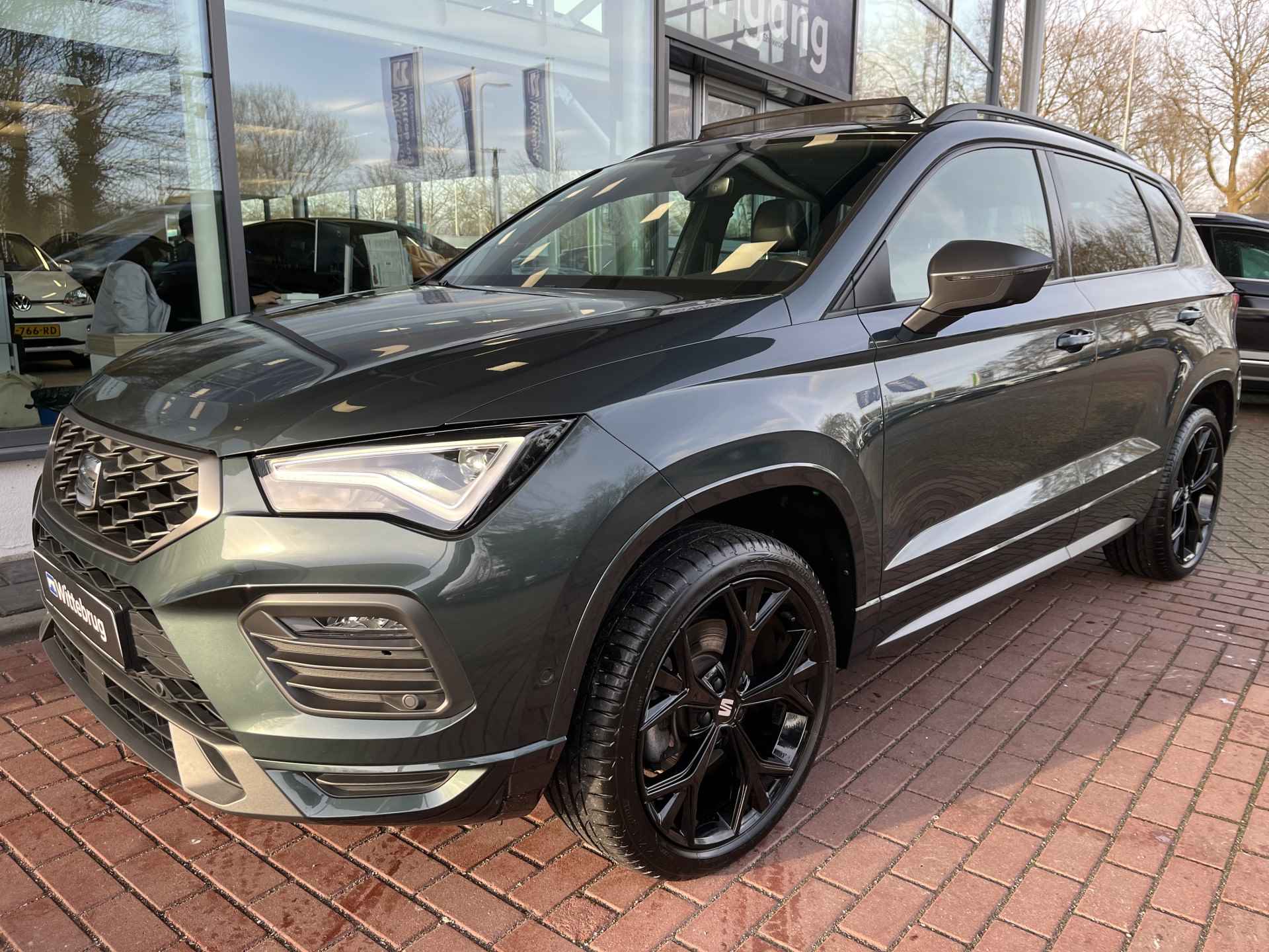 SEAT Ateca 1.5 TSI 150pk DSG FR / Facelift / Panoramadak / Virtual Cockpit / LED / Elek. Achterklep Met Virtual Pedal / Camera / 19" LMV - 5/37