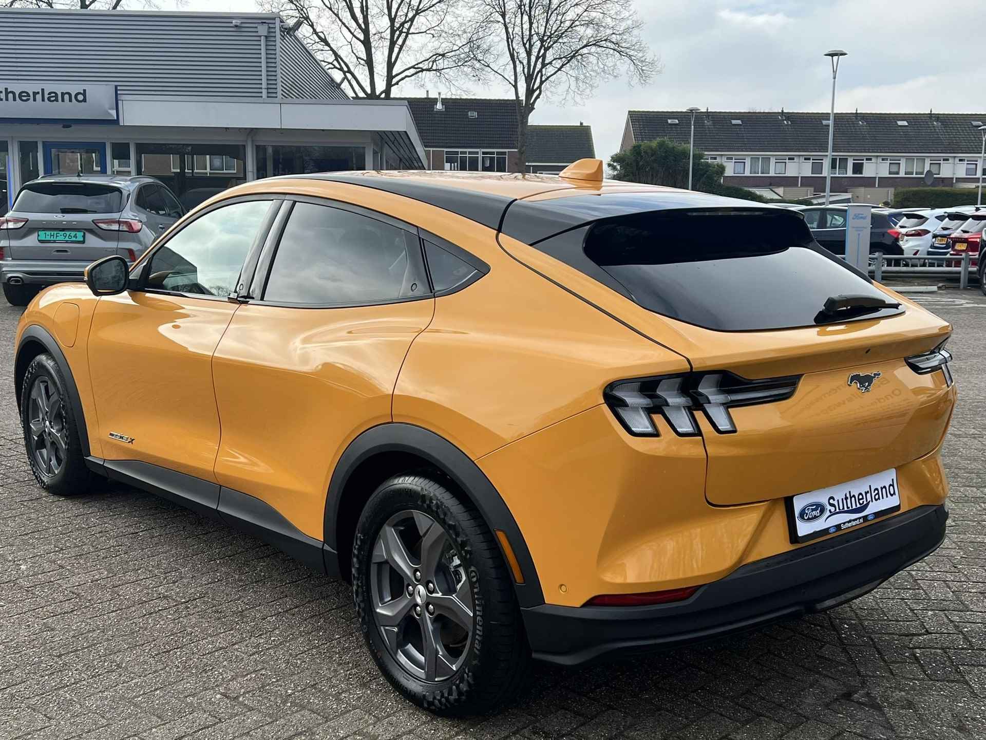Ford Mustang Mach-E 98kWh Extended RWD 269pk | Ford Voorraad | Technology Pack | Cyber Orange | DAB + | Bang & Olufsen | Adaptieve cruise control | Lane assist - 5/40