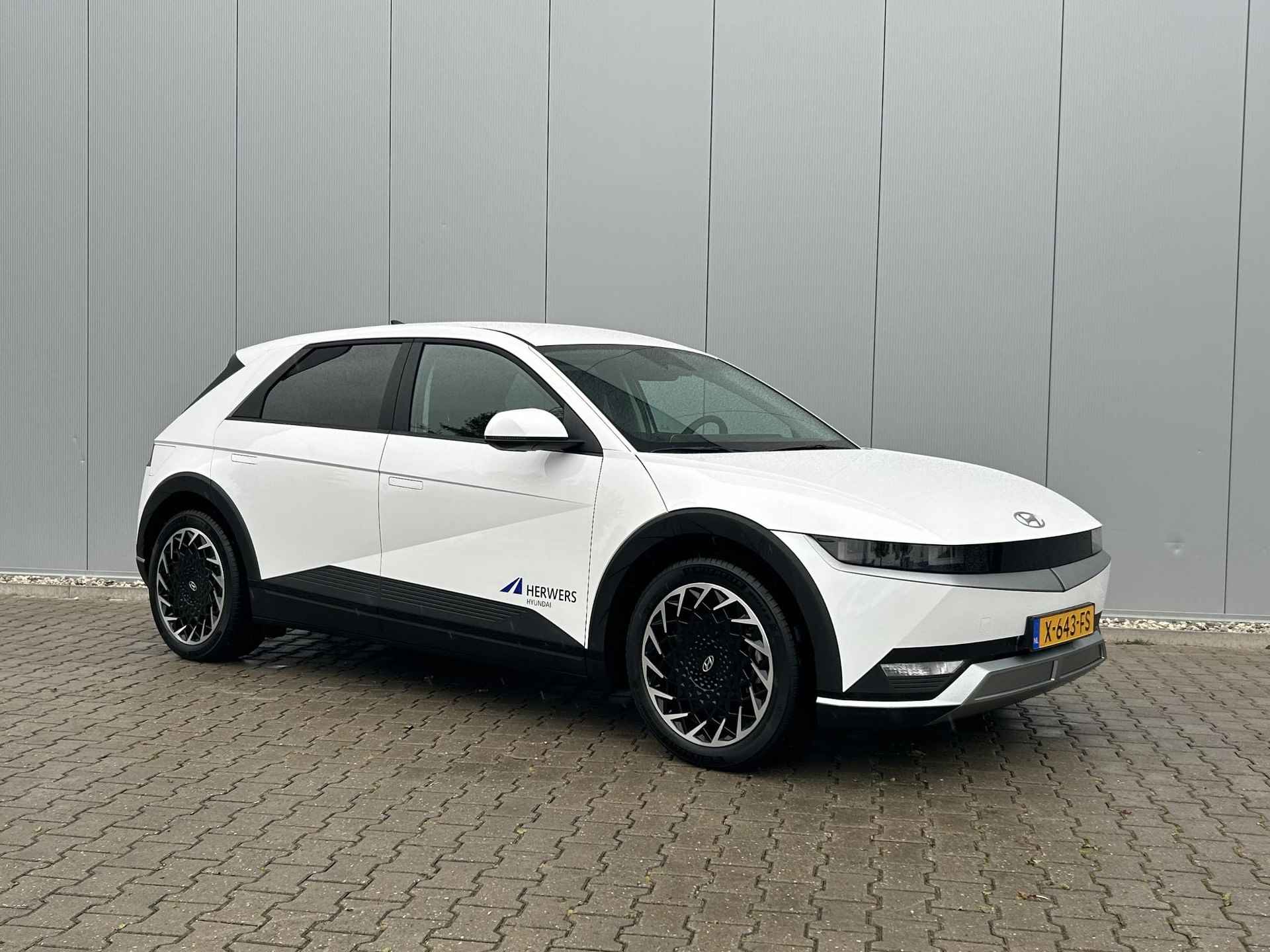 Hyundai IONIQ 5 Connect+ 58 kWh / Cruise Control Adaptief / Airco Automatisch / Navigatie / Volledig Dealer Onderhouden / Bluetooth / - 14/41