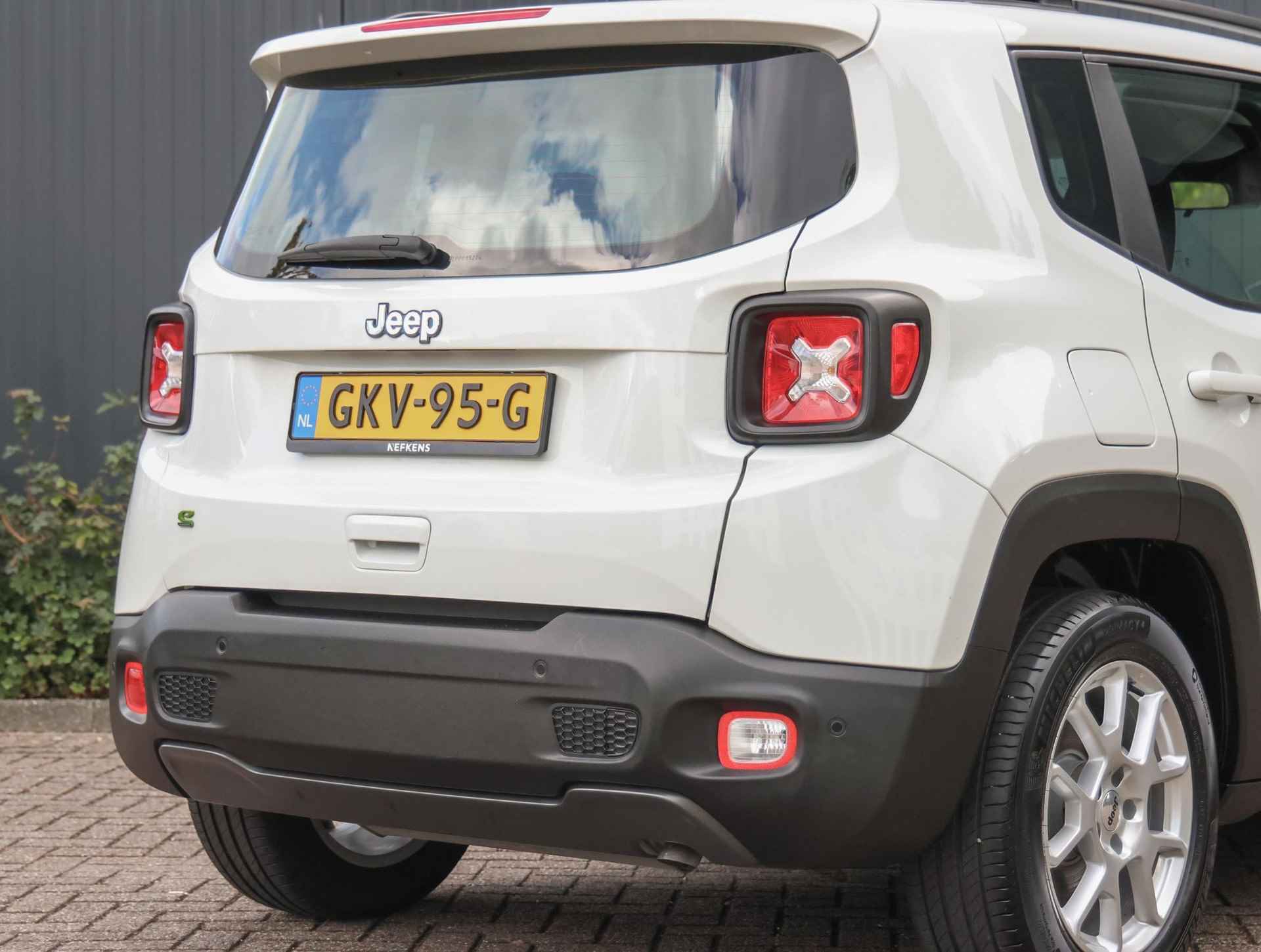 Jeep Renegade 130pk Turbo e-Hybrid Longitude ( Parkeersensoren Achter | Keyless Start | Armsteun | 16''LMV | CruiseControl | ClimateControl ) - 40/42