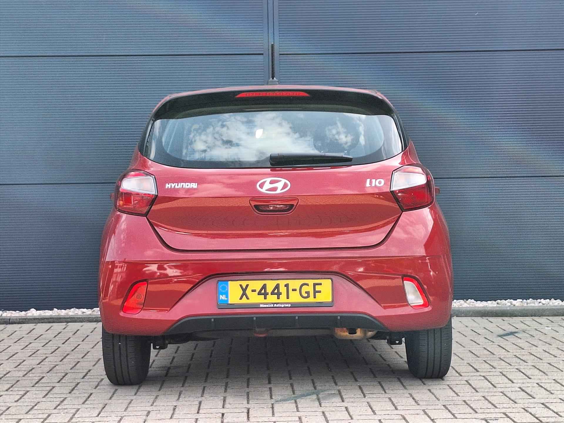 HYUNDAI I10 1.0i 67pk Automaat Comfort | Airco | Cruise Control |  Navigatie via Apple Carplay & Android | €329,- PL per maand | - 3/36