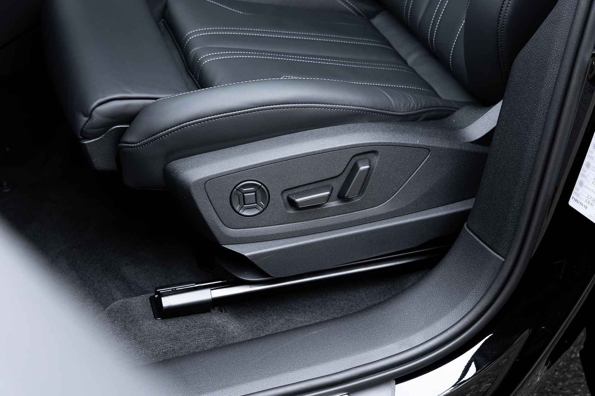Audi Q8 e-tron 55 408pk quattro S Edition Competition 115 kWh | Panoramdak | Bang & Olufsen - 18/60