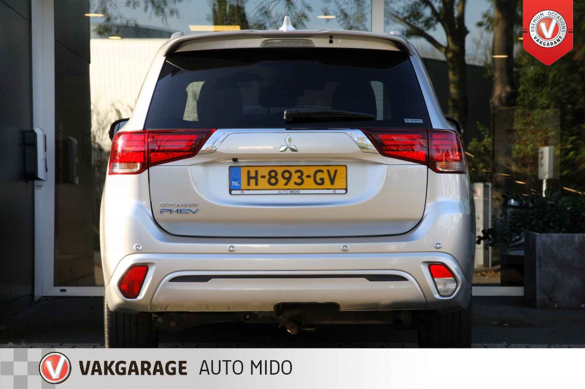 Mitsubishi Outlander 2.4 PHEV Instyle 4WD -Schuifdak- -Trekhaak- - 9/60