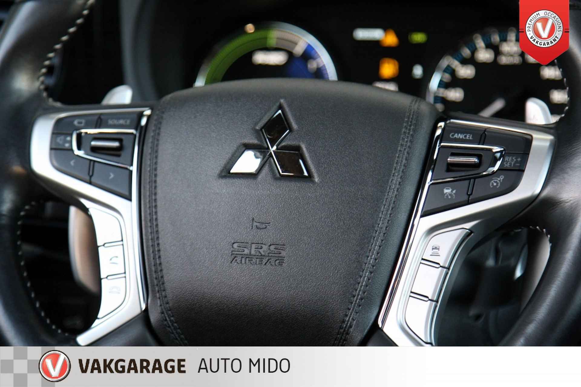 Mitsubishi Outlander 2.4 PHEV Instyle 4WD -Schuifdak- -Trekhaak- - 36/60