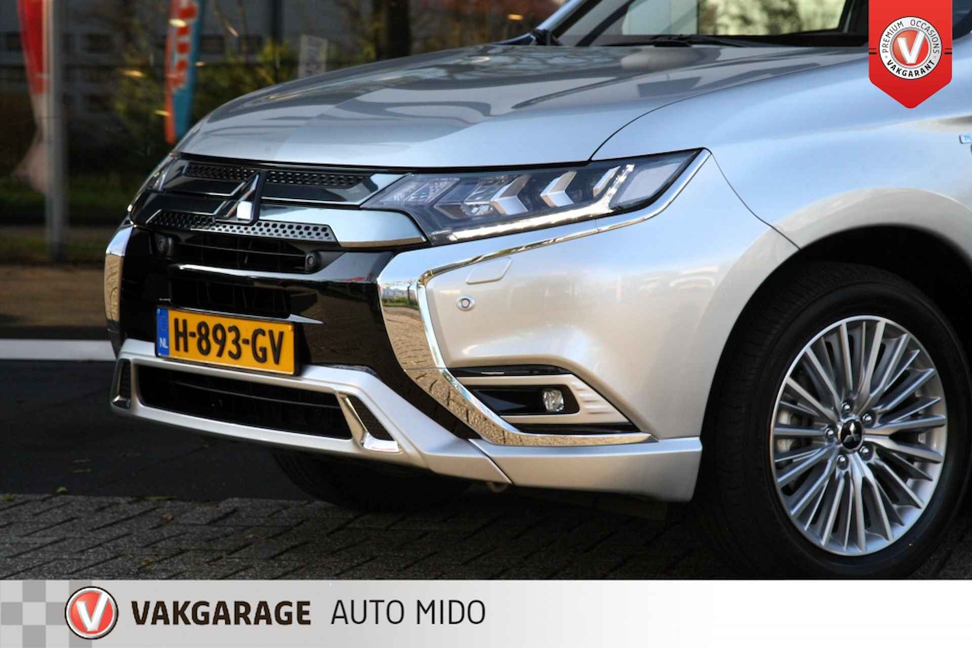 Mitsubishi Outlander 2.4 PHEV Instyle 4WD -Schuifdak- -Trekhaak- - 39/60