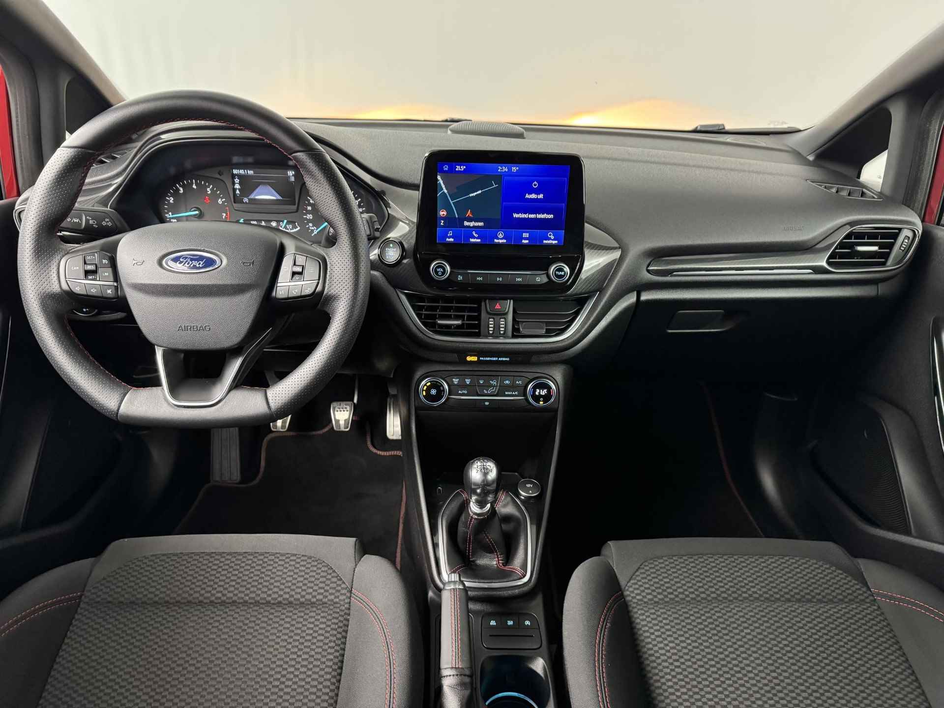 Ford Fiesta 1.0 EcoBoost ST-Line | Navigatie | Climate Control | Cruise Control | Parkeersensoren | Apple Carplay/Android Auto - 4/47