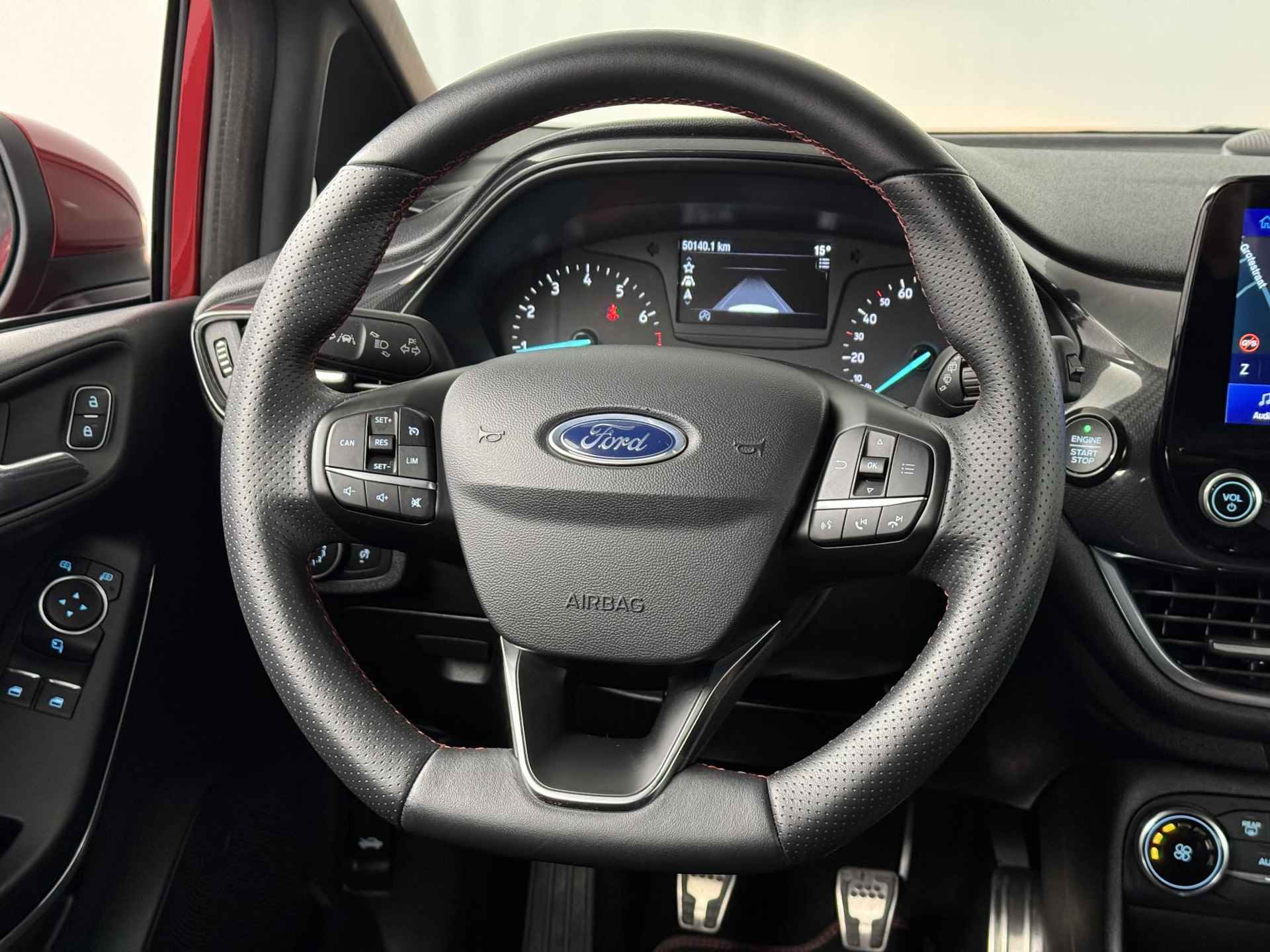 Ford Fiesta 1.0 EcoBoost ST-Line | Navigatie | Climate Control | Cruise Control | Parkeersensoren | Apple Carplay/Android Auto - 32/47