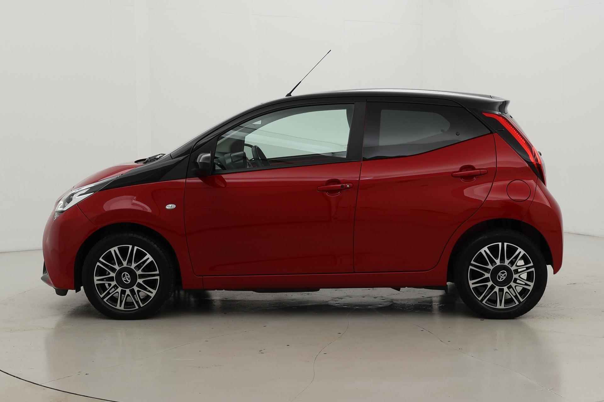 Toyota Aygo 1.0 VVT-i x-clusiv | Apple / Android Auto | Leder - 17/37