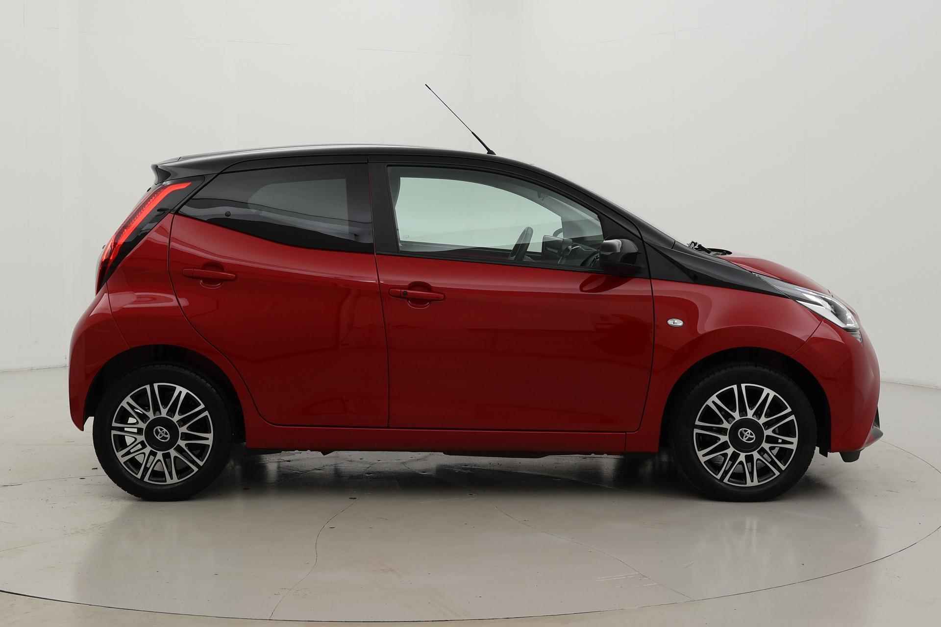 Toyota Aygo 1.0 VVT-i x-clusiv | Apple / Android Auto | Leder - 18/37