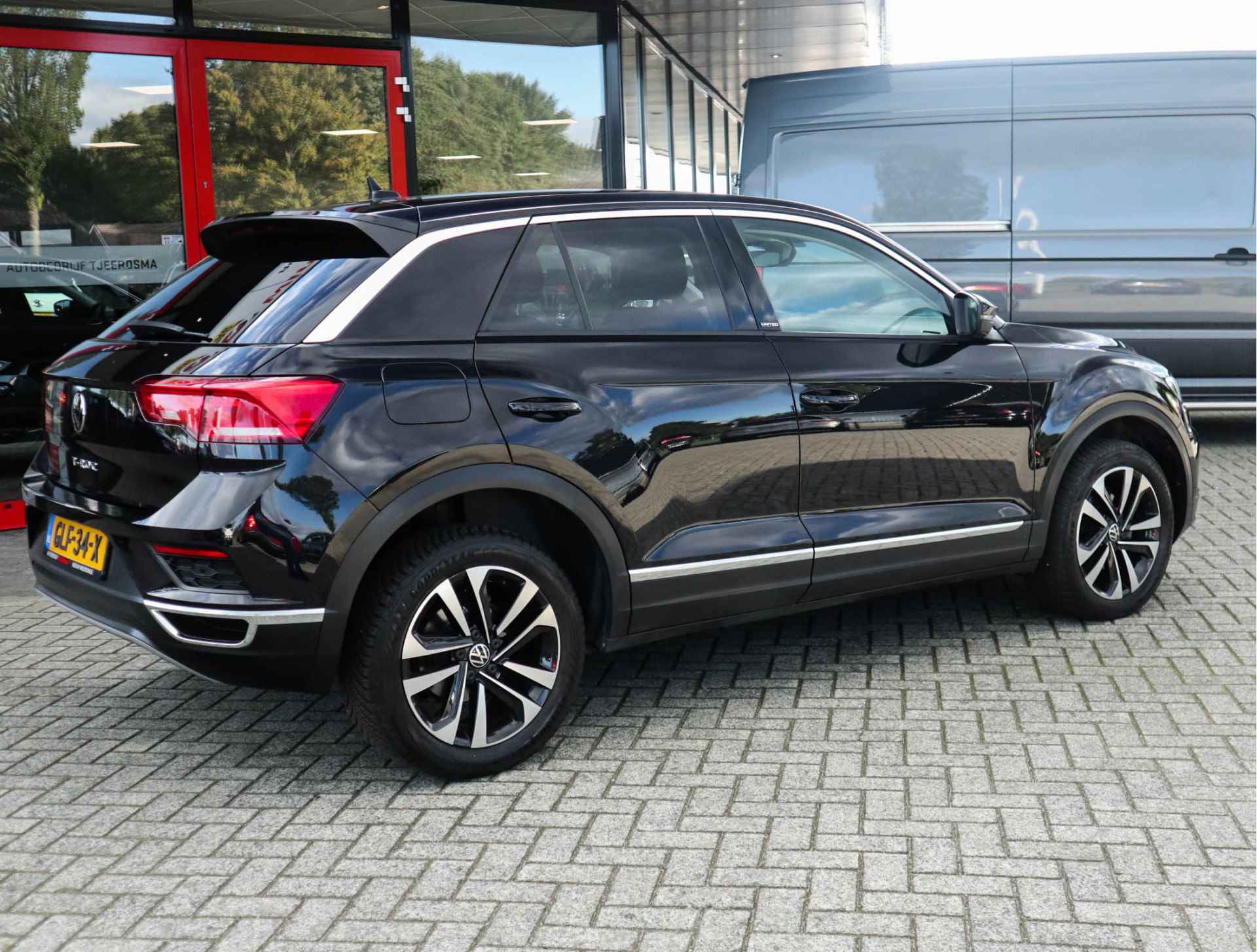 Volkswagen T-Roc 1.5 TSI Style Business Navi/Clima/Cruise/PDC/Virtual - 15/17