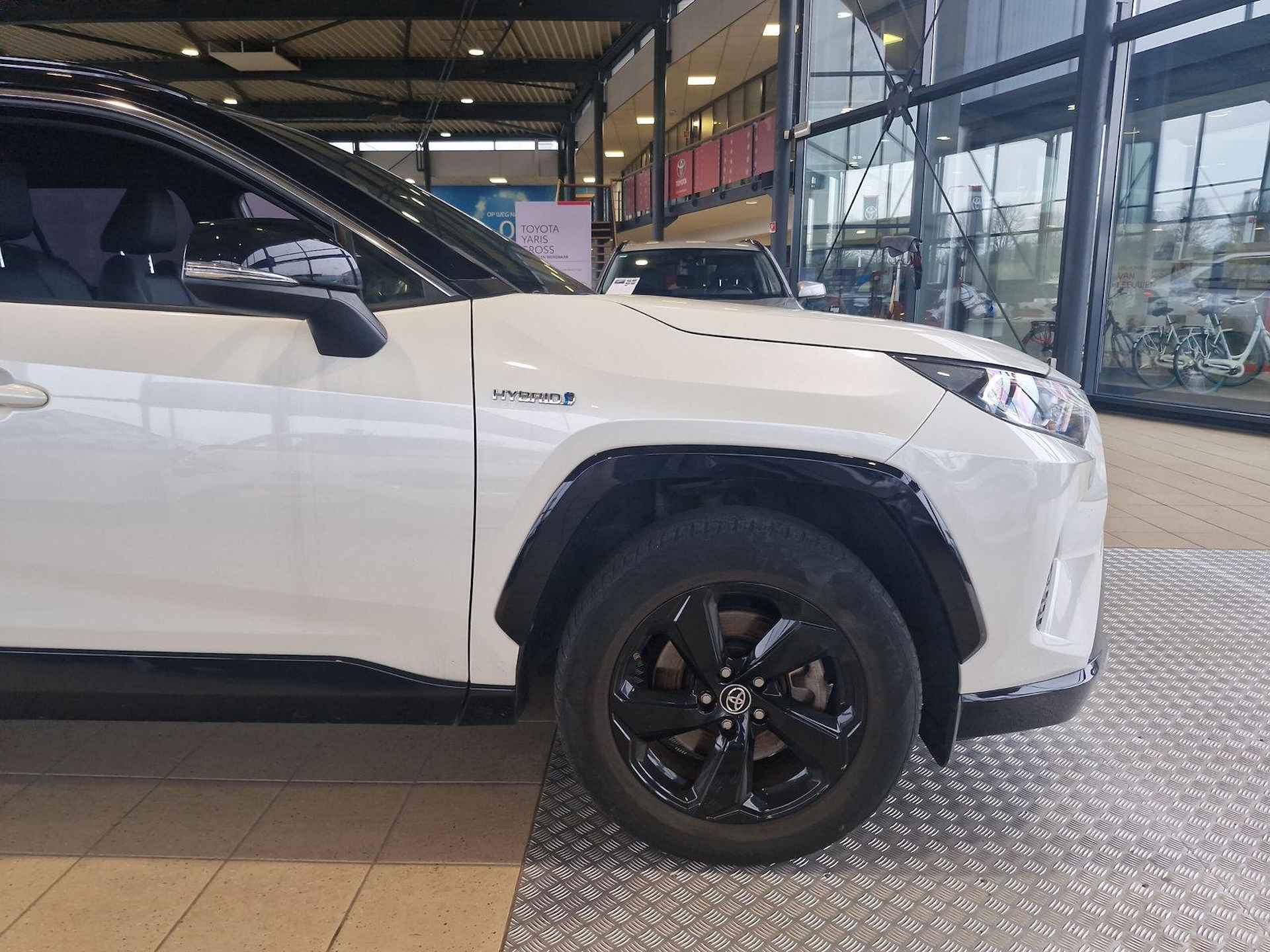 Toyota RAV4 2.5 Hybrid Bi-Tone - 13/19