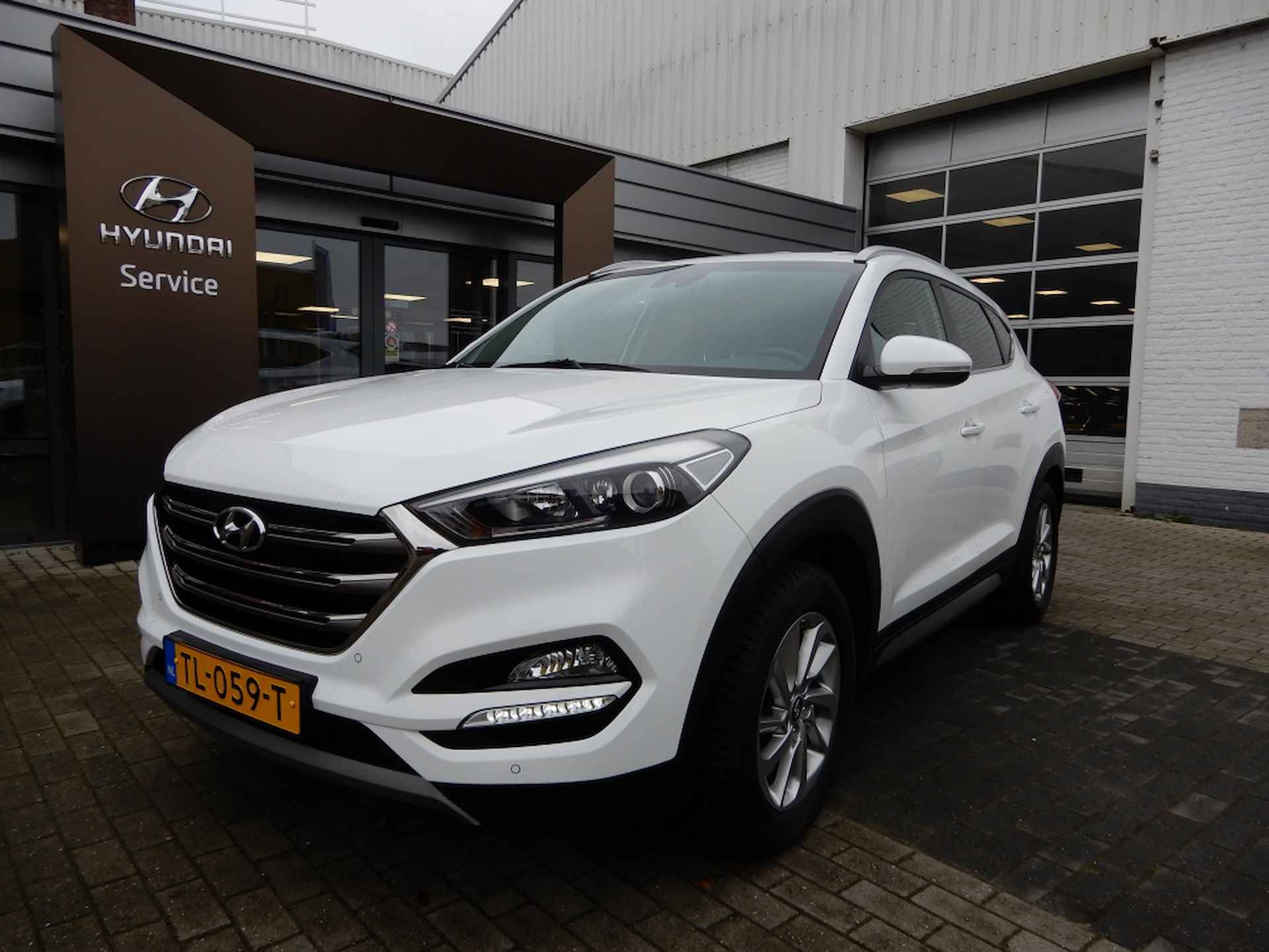 Hyundai Tucson 1.6 T-GDi 177 pk Comfort | Navigatie | Trekhaak 1900kg! | Comple - 3/25