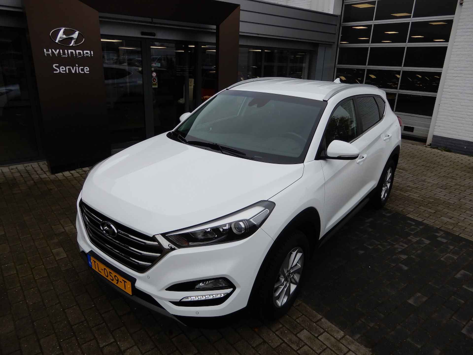 Hyundai Tucson 1.6 T-GDi 177 pk Comfort | Navigatie | Trekhaak 1900kg! | Comple - 4/25