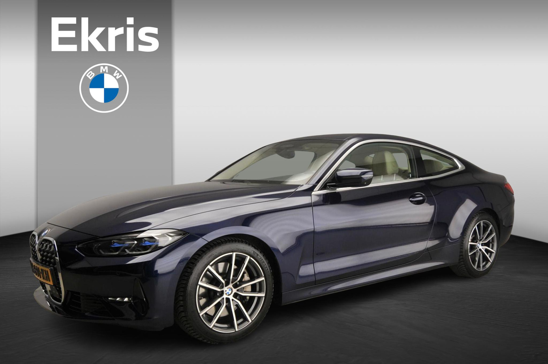 BMW 4 Serie Coupe 430i | Laserlicht | Leder | Navigatie | Sportstoelen | Keyles go | Chrome line | DAB | Hifi speakers | Alu 18 inch