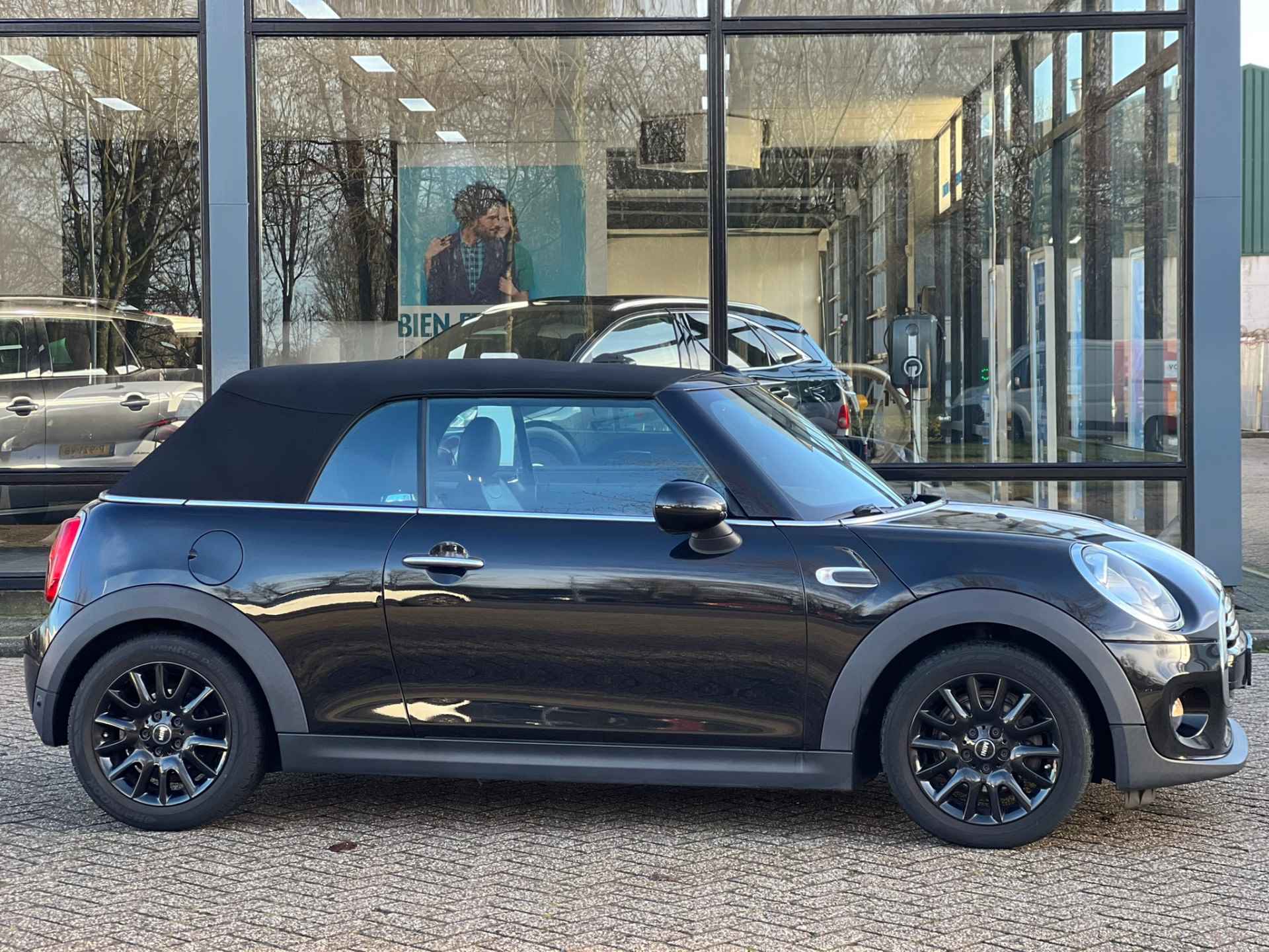 MINI Cabrio 1.5 Cooper Pepper Serious Business - 5/33