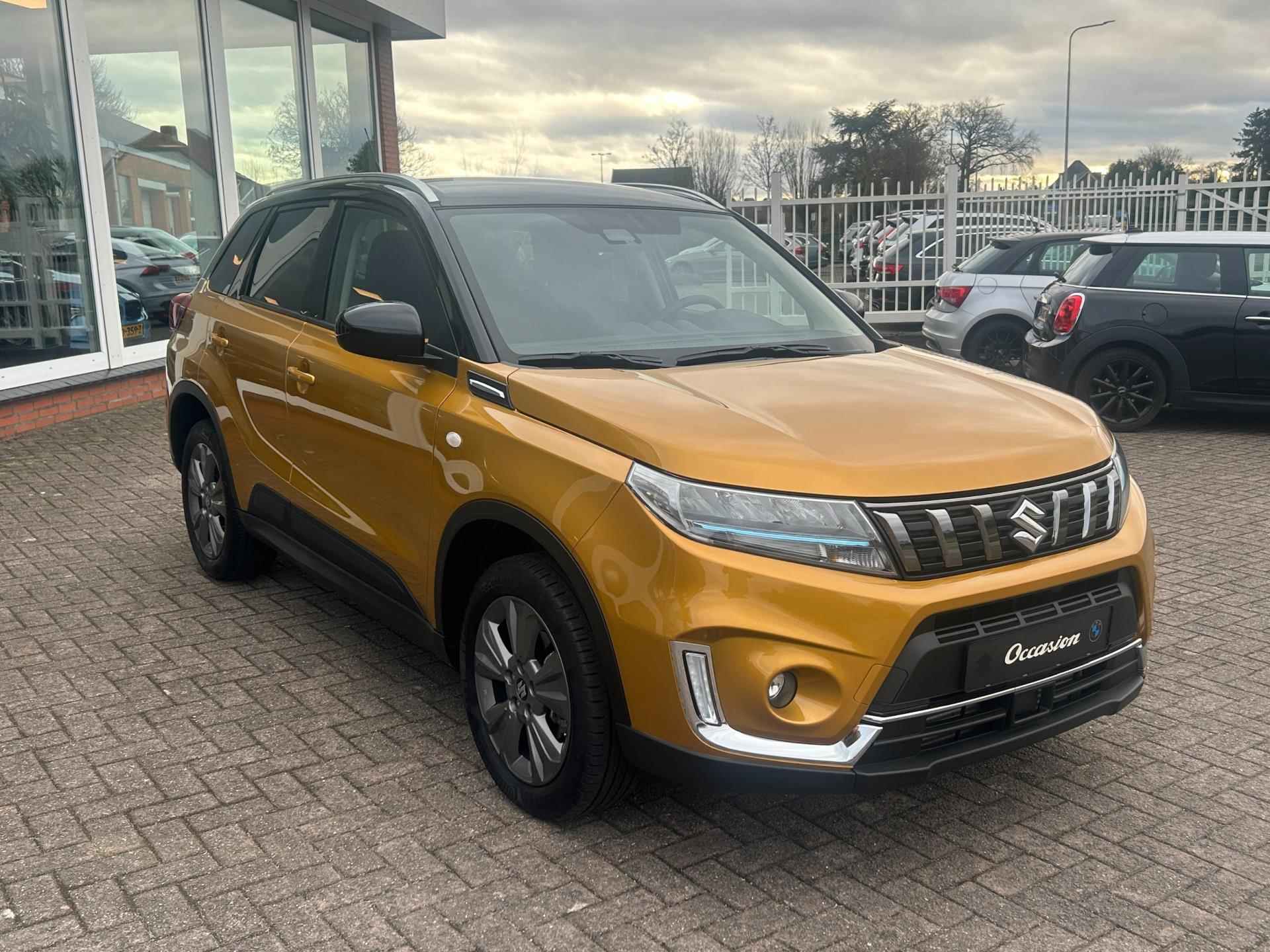 Suzuki Vitara 1.4 Boosterjet Select Smart Hybrid AUT. - 17.074KM - Navi - Camera - Nieuwstaat - 5/24