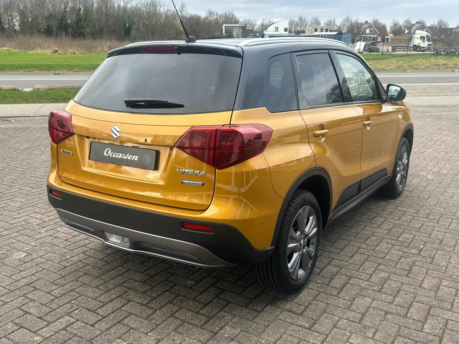 Suzuki Vitara 1.4 Boosterjet Select Smart Hybrid AUT. - 17.074KM - Navi - Camera - Nieuwstaat - 9/24