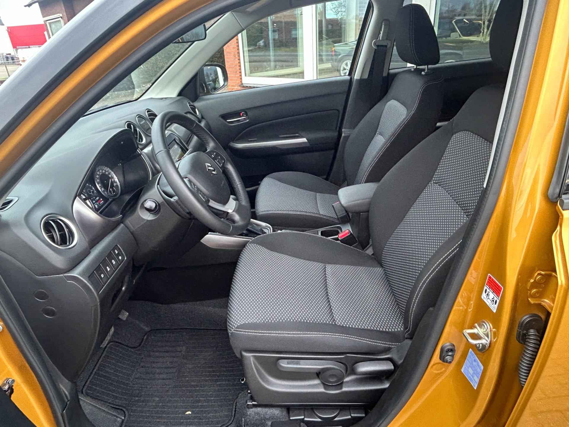 Suzuki Vitara 1.4 Boosterjet Select Smart Hybrid AUT. - 17.074KM - Navi - Camera - Nieuwstaat - 22/24