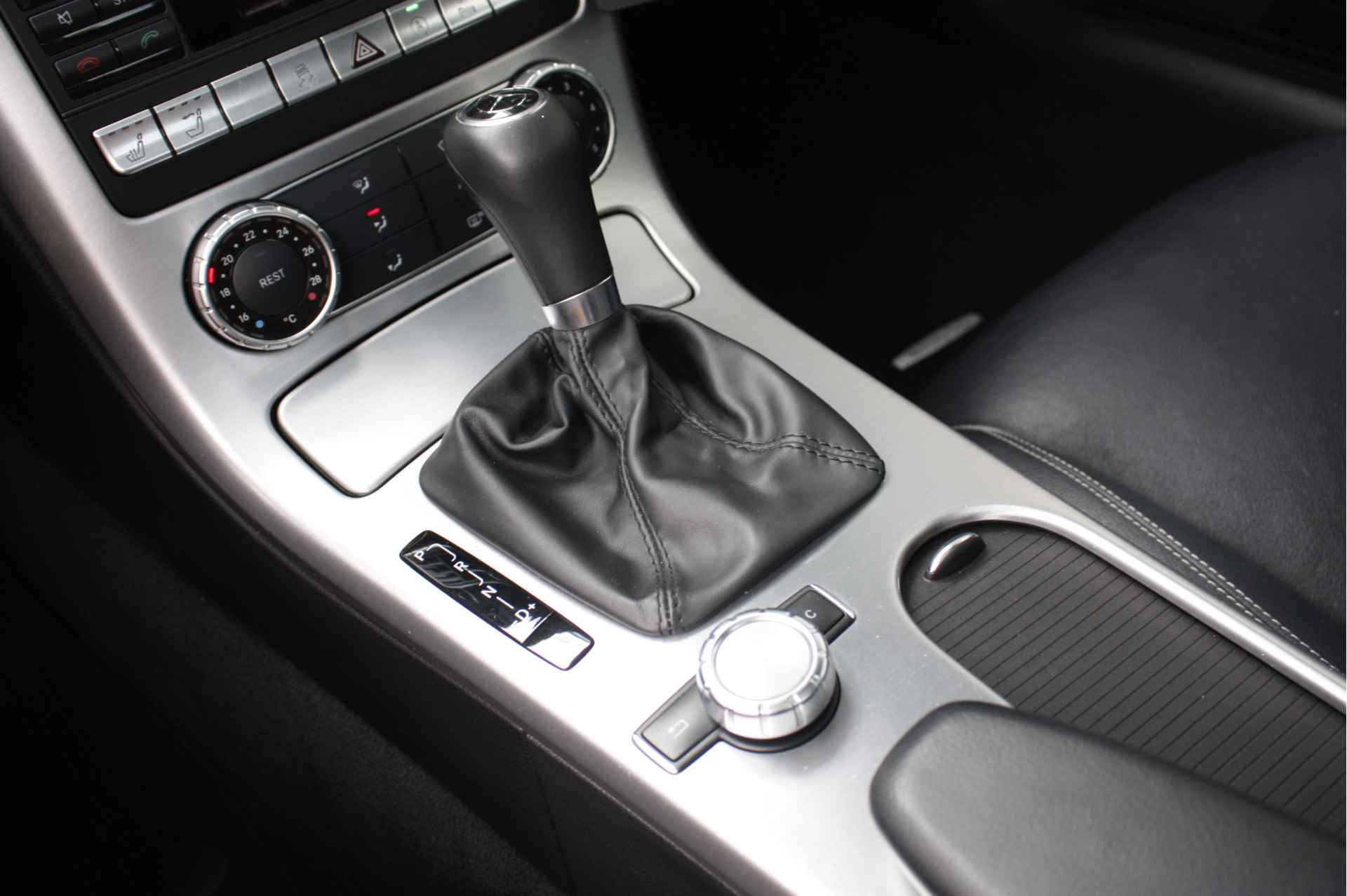 Mercedes-Benz SLK 200 | 184pk | Panoramadak | Nekverwarming | Leder | Navigatie | Cruise control | - 13/47