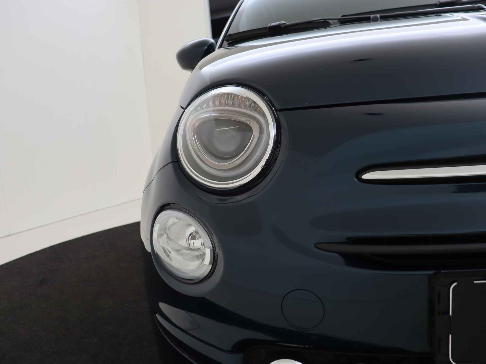 Fiat 500 1.0 Hybrid Club Climate Control + Parkeer sensoren !! volledige fotorapportage volgt!! FP - 13/31