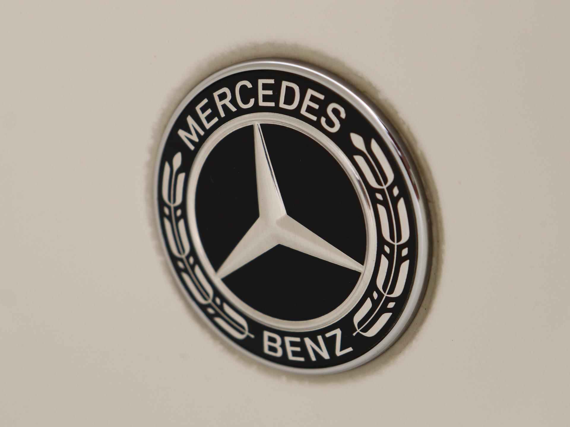 Mercedes-Benz GLE-klasse 450 4MATIC Premium Plus / AMG/ Night/ 22 inch/ AIRMATIC/ DISTRONIC/ Panoramadak/ Burmester/ El. Trekhaak - 31/37
