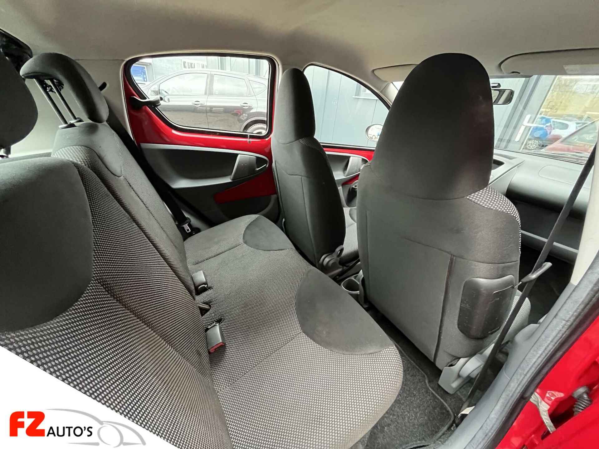 Toyota Aygo 1.0-12V Comfort | Metallic | Stadsauto | - 10/22