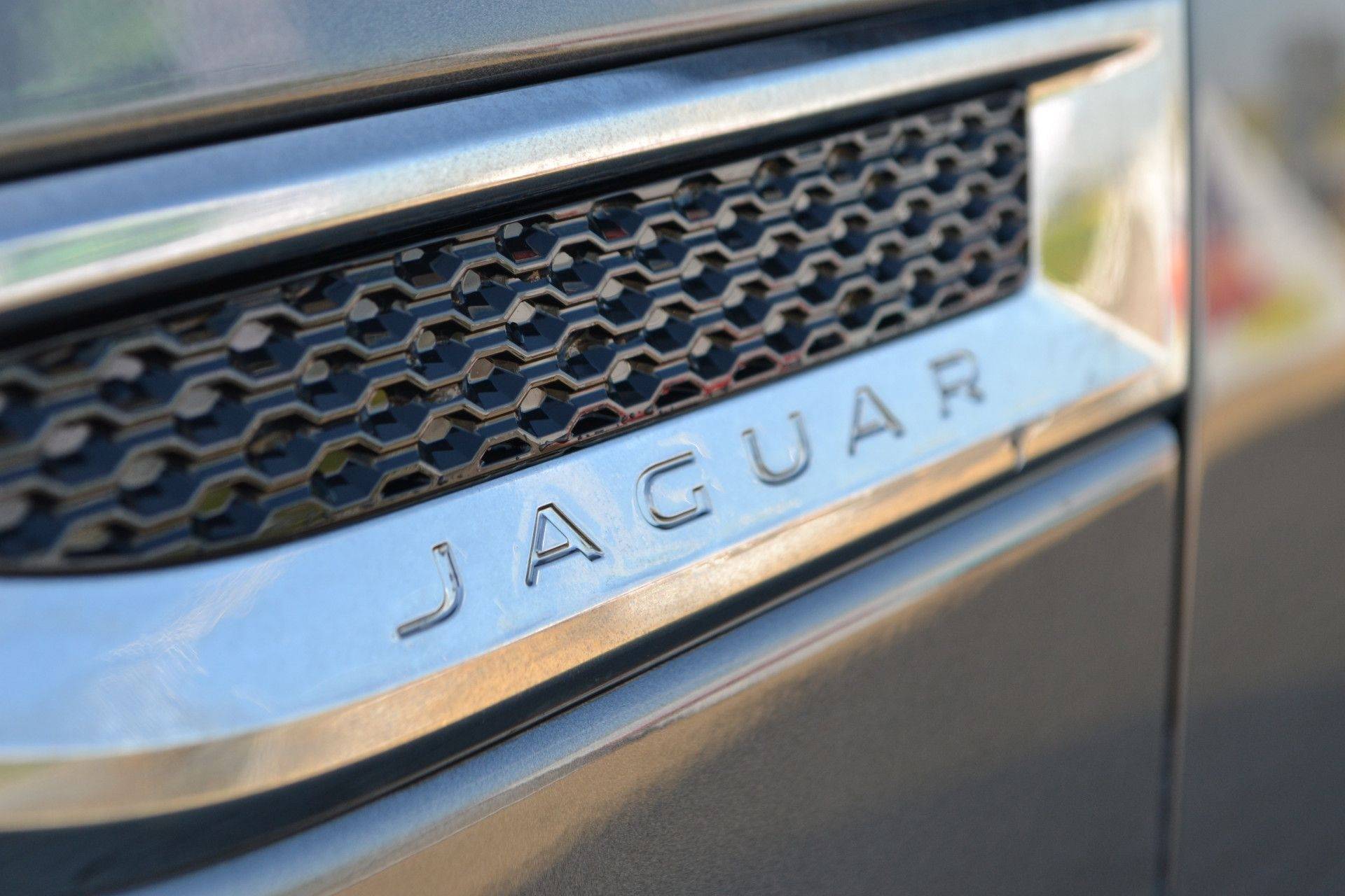 Jaguar E-Pace 2.0 P200 Premium Edition AWD - 14/32