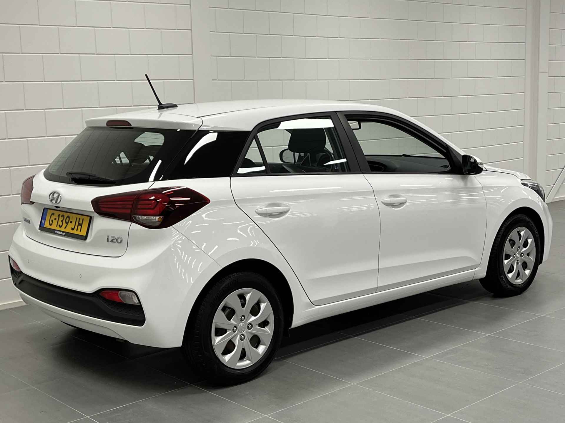 Hyundai i20 1.0 T-GDI Comfort APPLE / ANDROID NAVIGATIE | CRUISE CONTROL | PARKEERCAMERA | DEALER ONDERHOUDEN! - 5/43