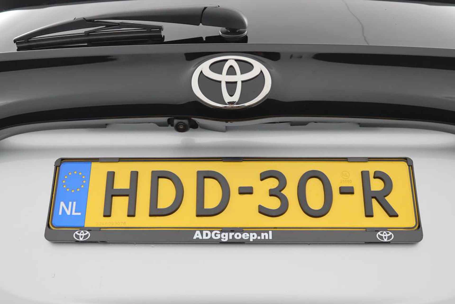 Toyota Yaris 1.5 Hybrid 115 First Edition | Navigatie | Keyless Entry | Direct Leverbaar | - 38/44