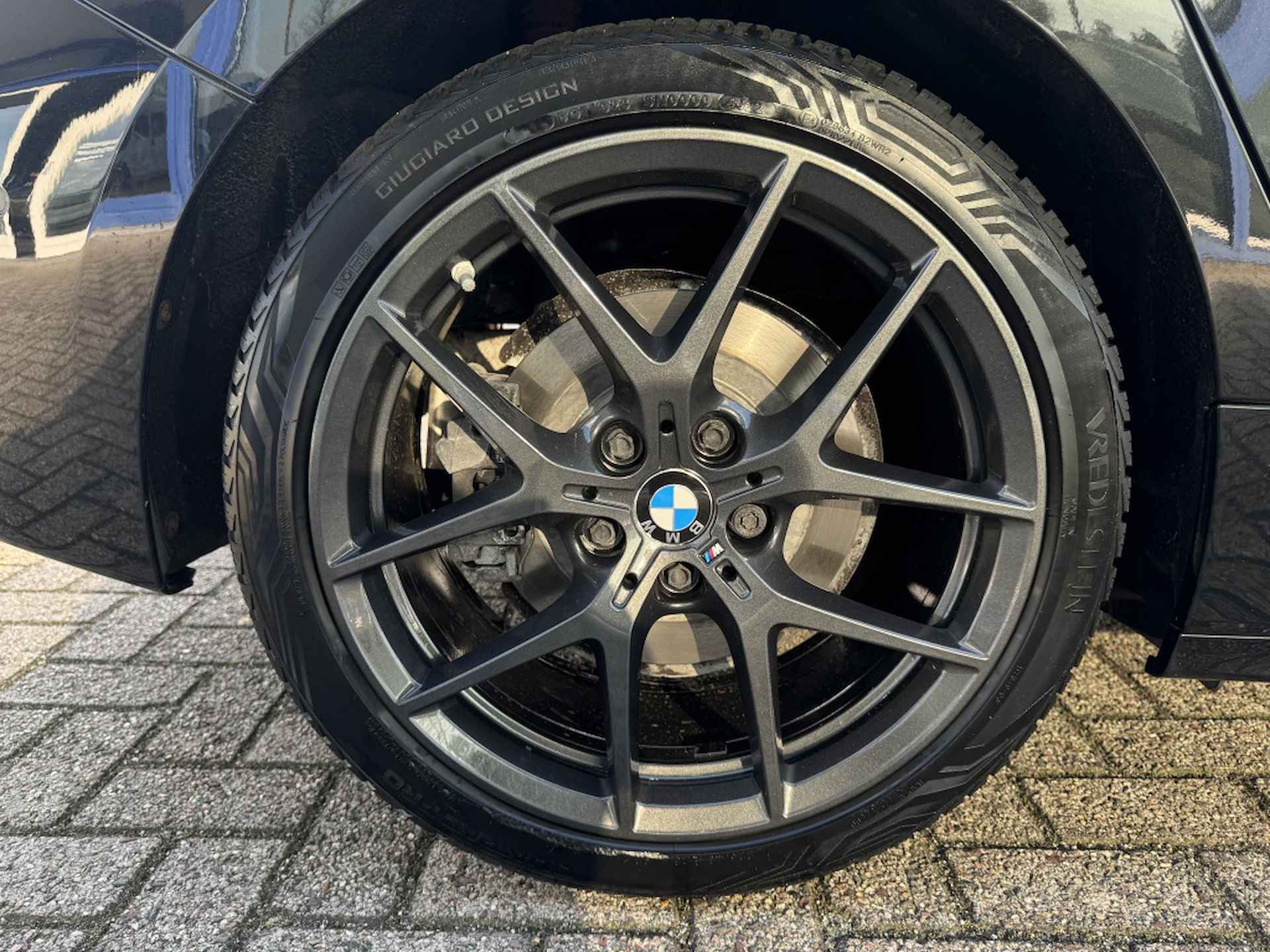 Bmw 1-serie 120i High Executive| M-Sport, LMV 18", Keyless, Live cockpit - 7/28