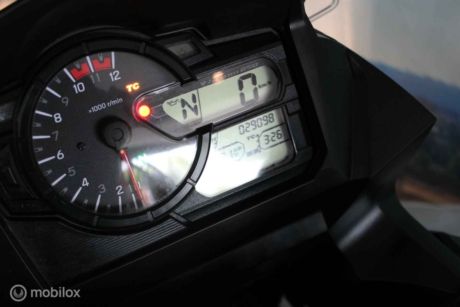 Suzuki DL 650 V-Strom XT ABS Adventure - 4/9