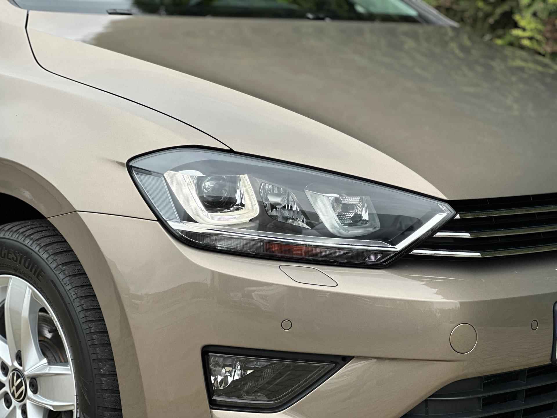 Volkswagen Golf Sportsvan 1.2 TSI Highline CarPlay Sound Edition - 23/27