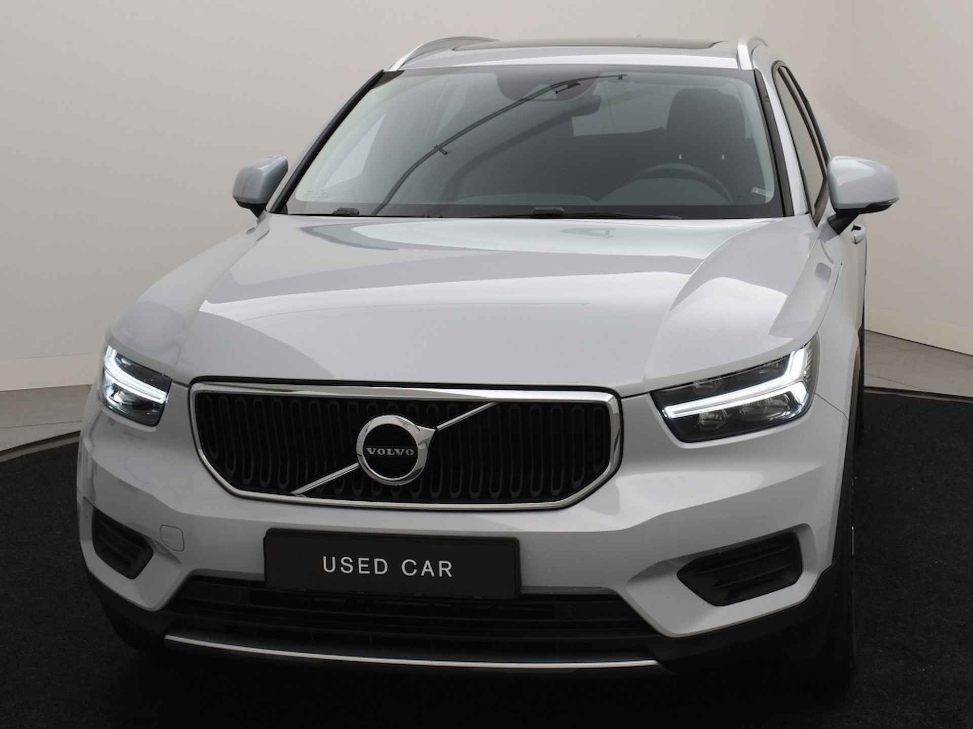 Volvo XC40 T3 AUT(8) MOMENTUM+ SCHUIFDAK 18INCH NAVI STOELVERWARMING - 6/36