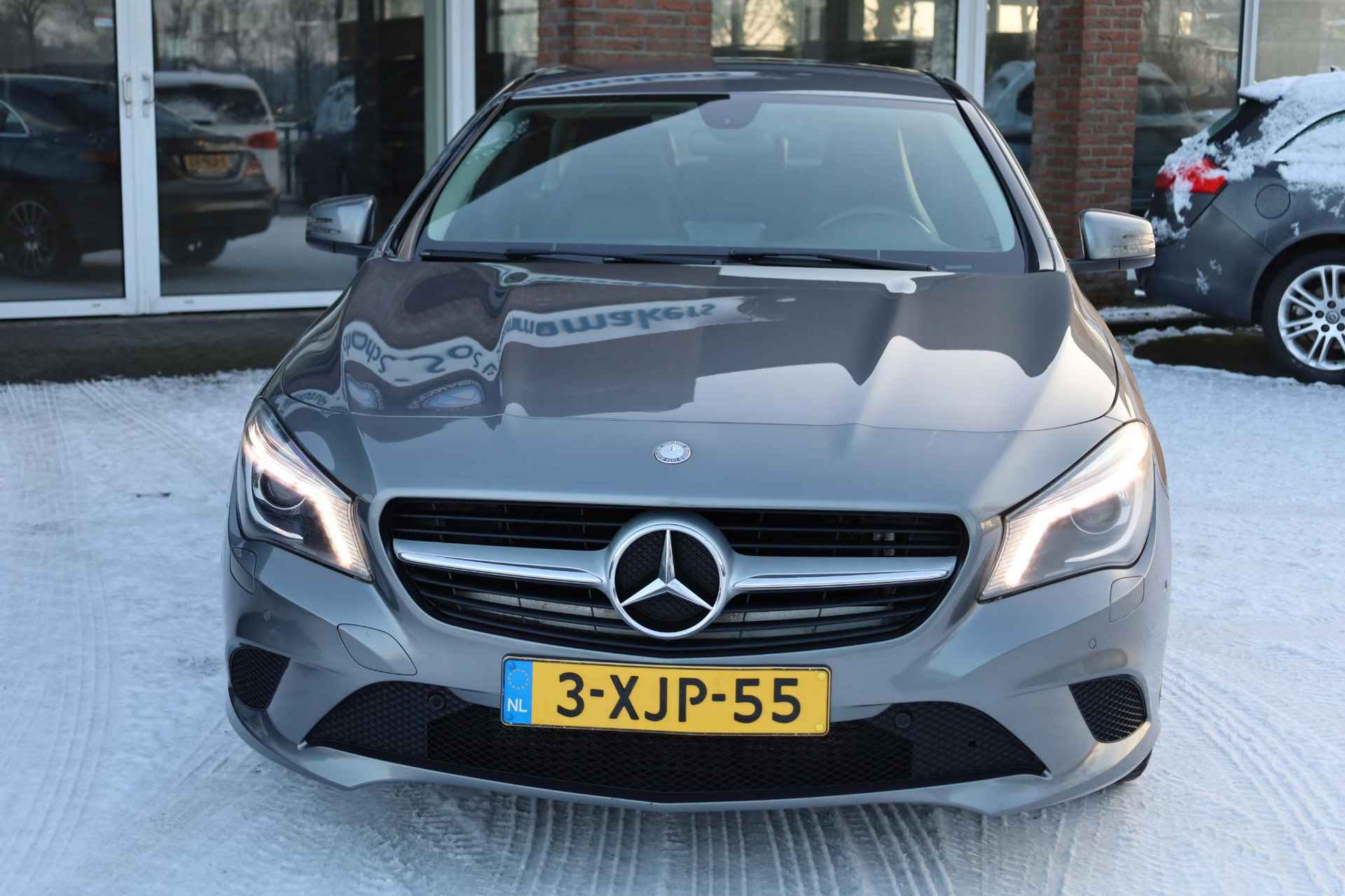 Mercedes-Benz CLA-klasse 180 CDI Ambition STOELVERW. NAVI 2xPDC CRUISE HALFLEER 18"LMV FLIPPERS BI-XENON CLIMA NAP - 42/49