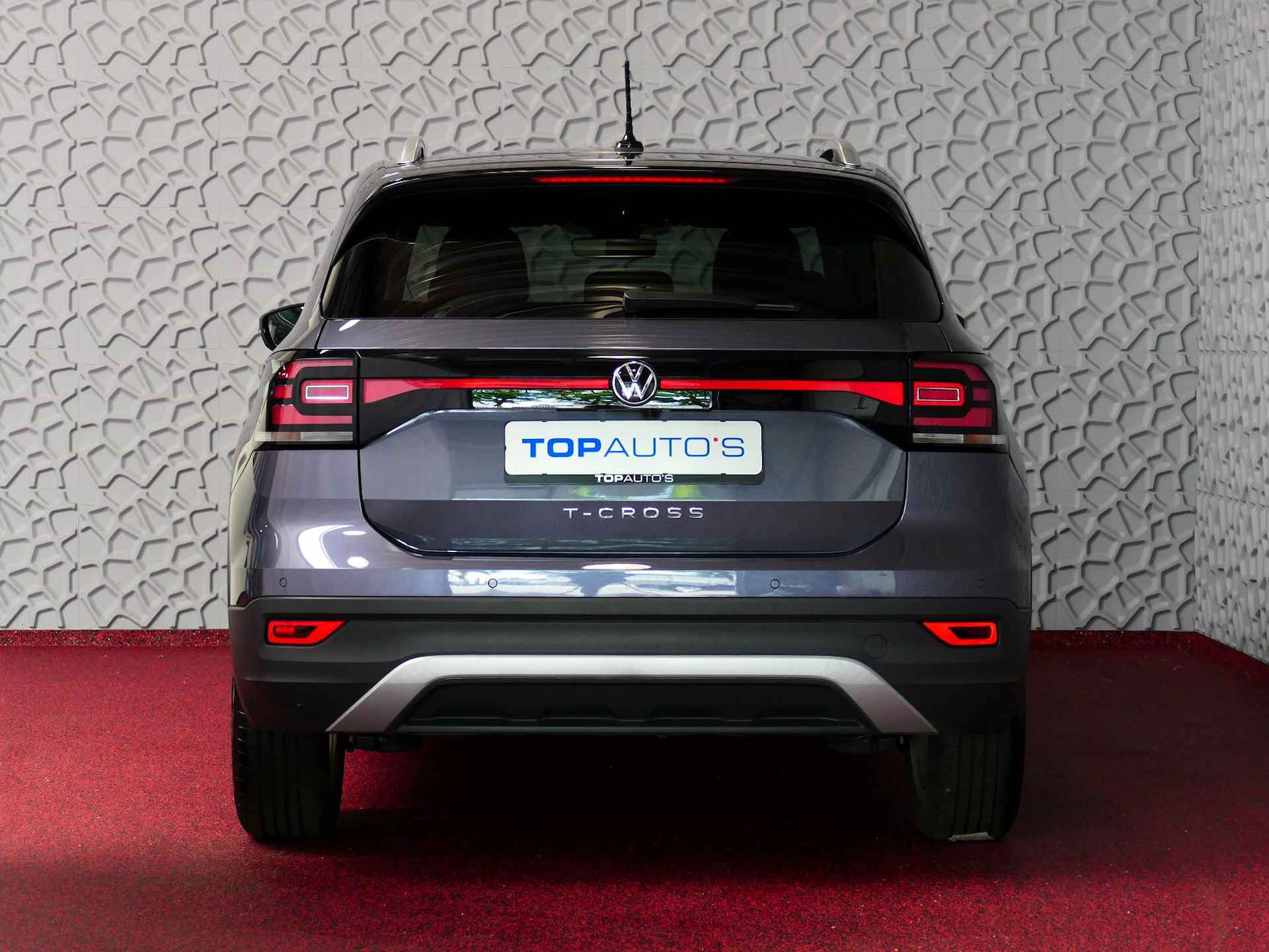 Volkswagen T-Cross 1.5 TSI 150PK STYLE PLUS LMV NAVI VIR.COCKPIT LED CARPLAY CAMERA STOELVERW. ADAP.CRUIS DAB 12/2023 70 BIJNA NIEUWE VOLKSWAGEN'S UIT VOORRAAD LEVERBAAR - 6/75