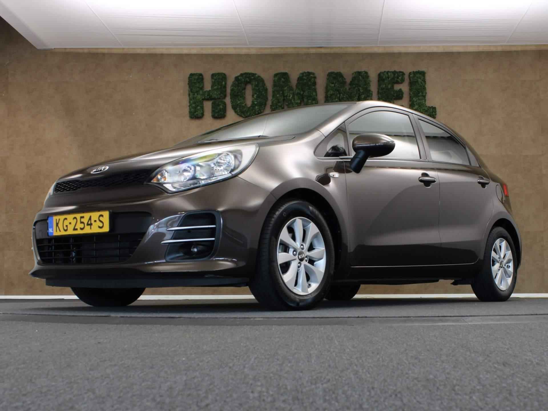 Kia Rio 1.2 CVVT ComfortPlusLine Navigator - ORIGINEEL NEDERLANDSE AUTO - AFNEEMBARE TREKHAAK - TREKGEWICHT 900 KG - CRUISE CONTROL - NAVIGATIESYSTEEM FULL-MAP - ACHTERRUITRIJCAMERA - BLUETOOTH TELEFOONVOORBEREIDING - LEDEREN STUURWIEL EN VERSNELLINGSPOOK - 15/36