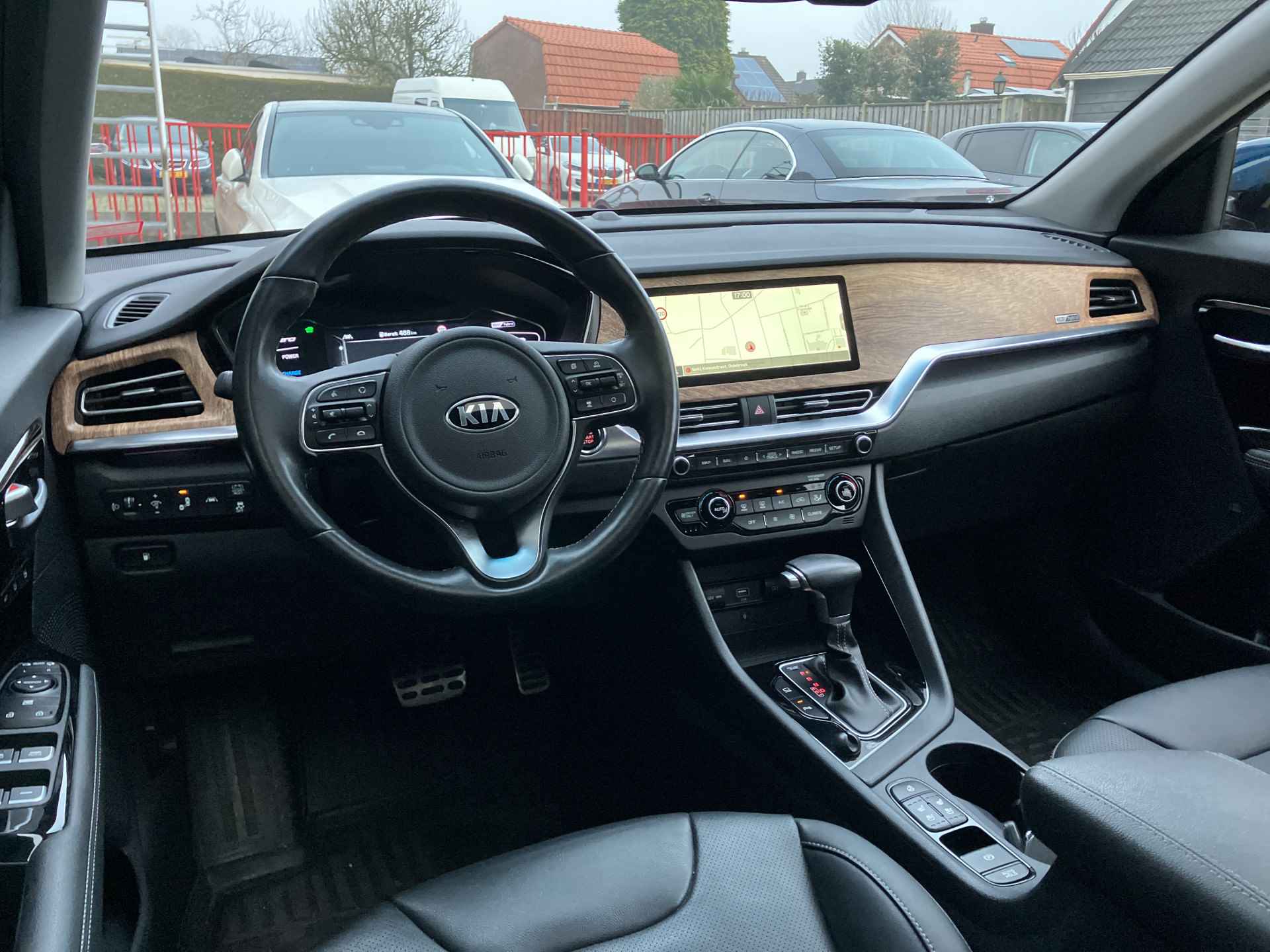 Kia Niro 1.6 GDi Hybrid ExecutiveLine AUT. | 1e eigenaar | navigatie | schuifdak | leder interieur | JBL audio | 21.000 KM - 16/41