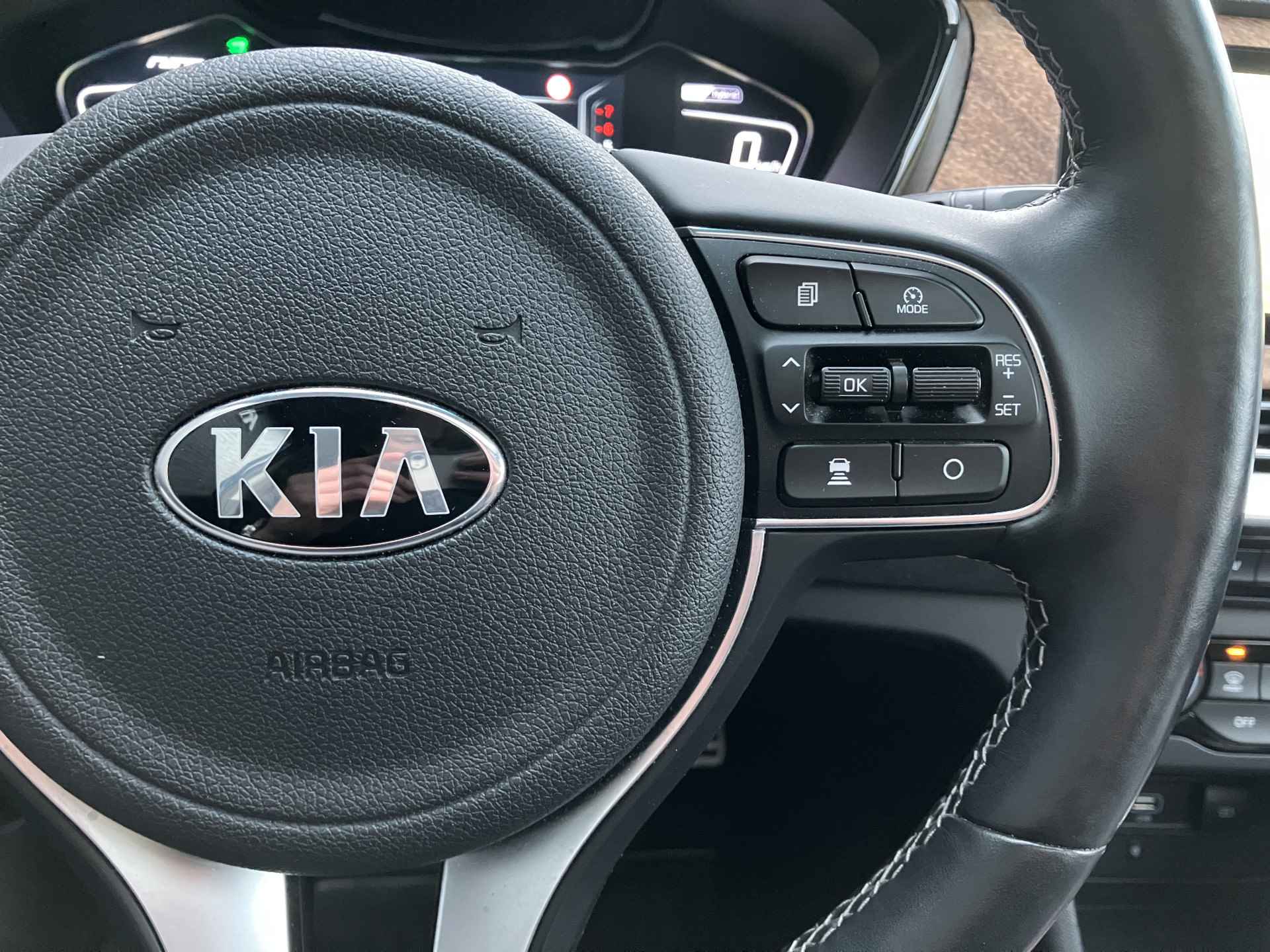 Kia Niro 1.6 GDi Hybrid ExecutiveLine AUT. | 1e eigenaar | navigatie | schuifdak | leder interieur | JBL audio | 21.000 KM - 29/41