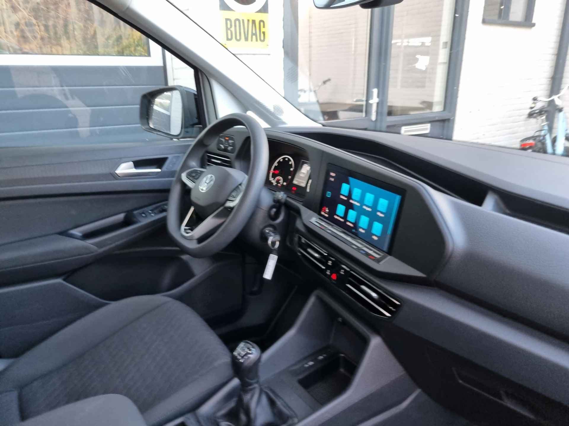 Volkswagen Caddy 1.5 TSI NAVI / WINTERPAKKET / APP CONNECT - 8/23