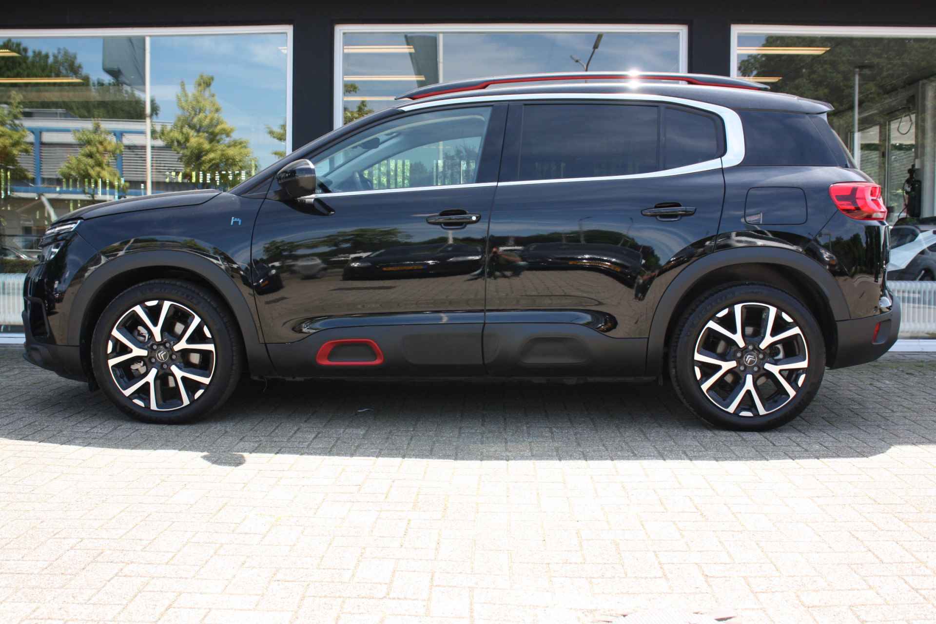 Citroën C5 Aircross 1.6 Plug-in Hybrid Shine | 225 pk | Panoramadak | 360 graden camera | Leder - 12/66