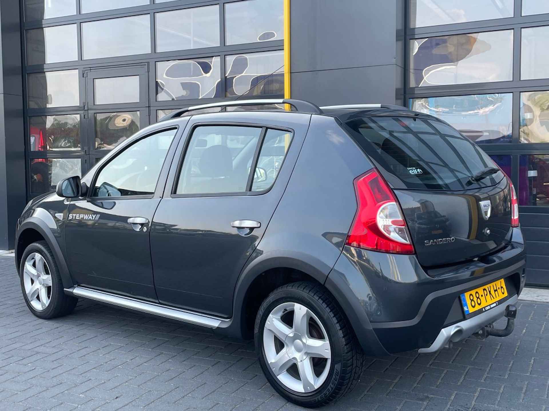 DACIA Sandero 1.6 Stepway Airco 102.000 km - 7/28