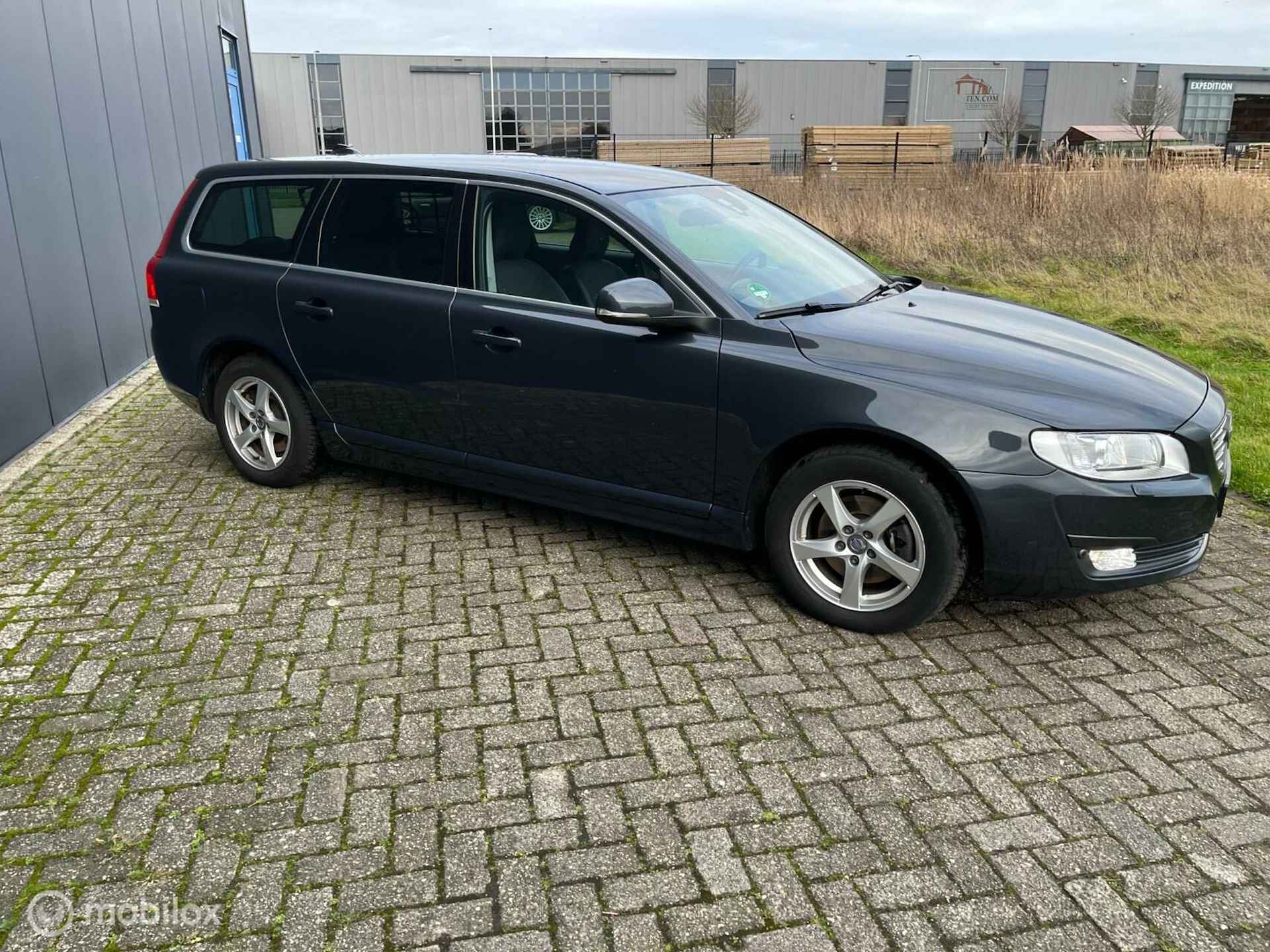 Volvo V70 2.0 D2 Classic Edition - 20/25