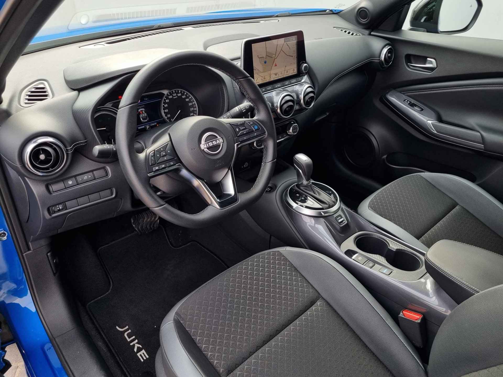Nissan Juke 1.6 Hybrid N-Connecta Automaat / Technology Pack / ProPilot Cruise Control Adaptief / Rondomzicht Camera / Navigatie - 28/39