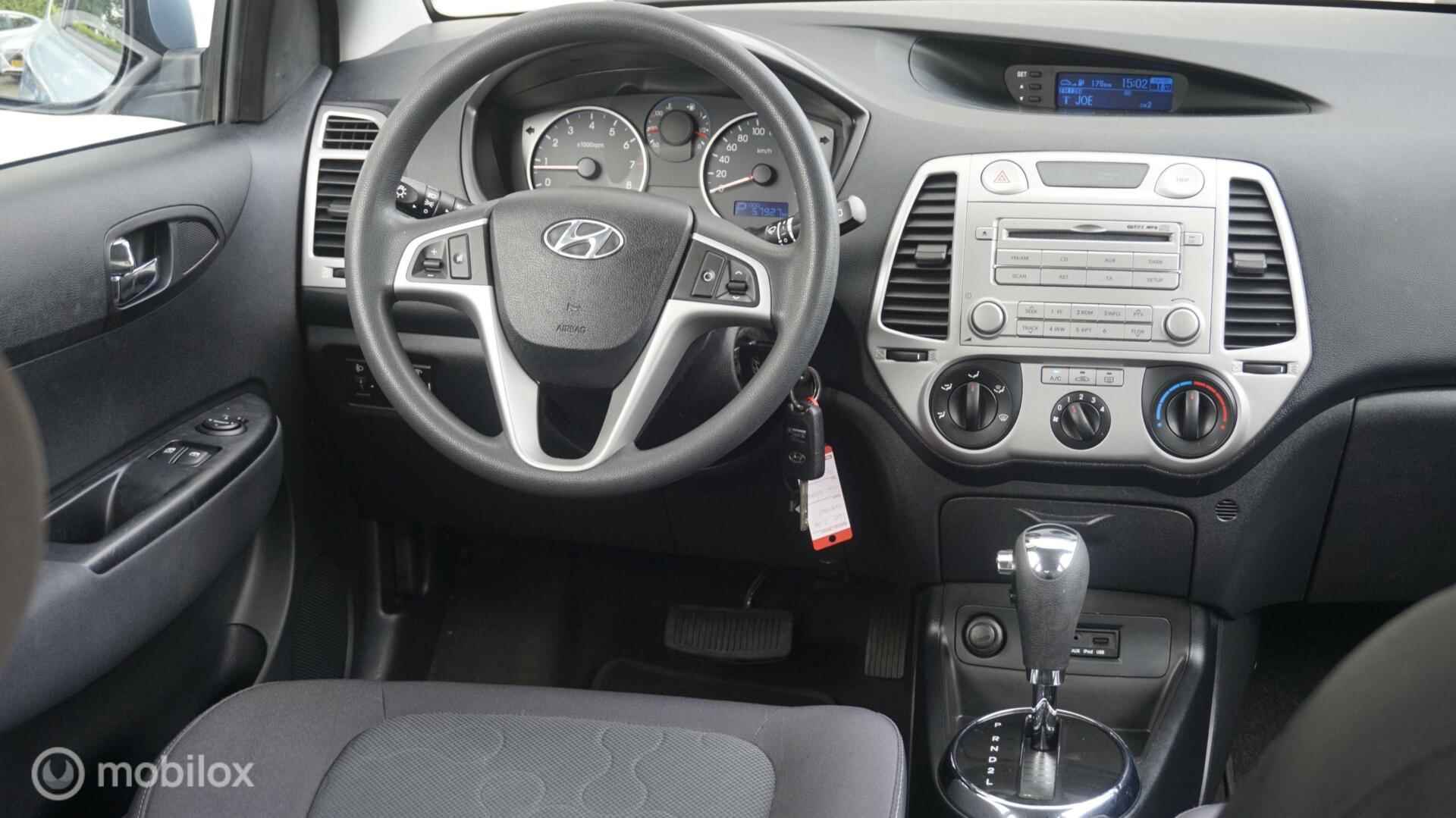Hyundai i20 1.4i i-Motion Automaat | Airconditoning | Dealeronderhouden - 9/33