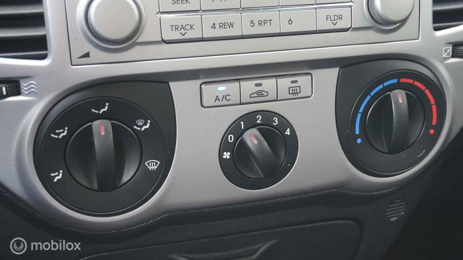 Hyundai i20 1.4i i-Motion Automaat | Airconditoning | Dealeronderhouden - 13/33