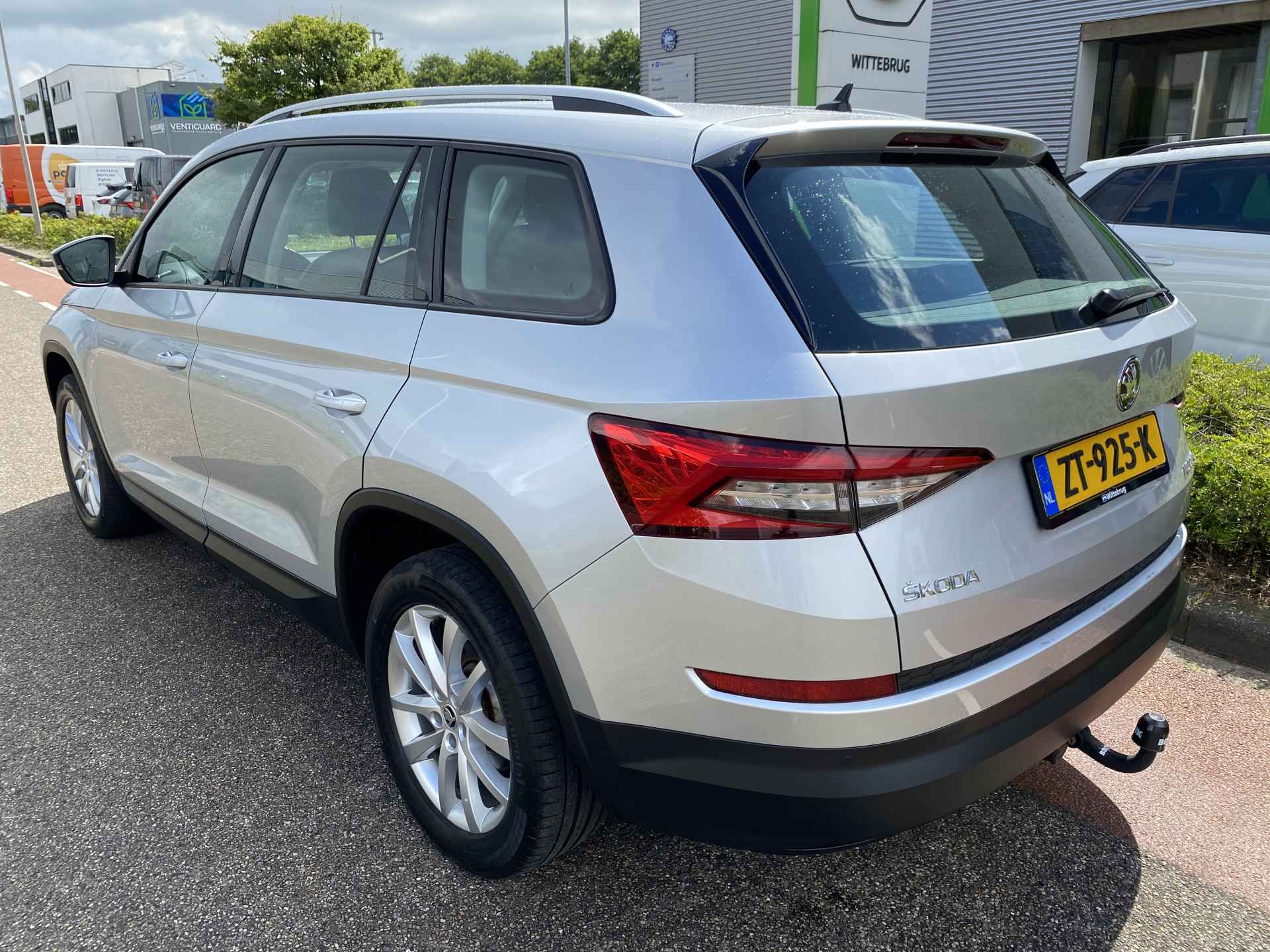 Škoda Kodiaq 1.5 TSI Business Edition 7p. DSG/ Metallic/ Led/ Sportint. / 7P/ Elec. klep/ Camera/ Clima/ Navi/ Parkeersensor V. + A./ 18 lmv - 11/33